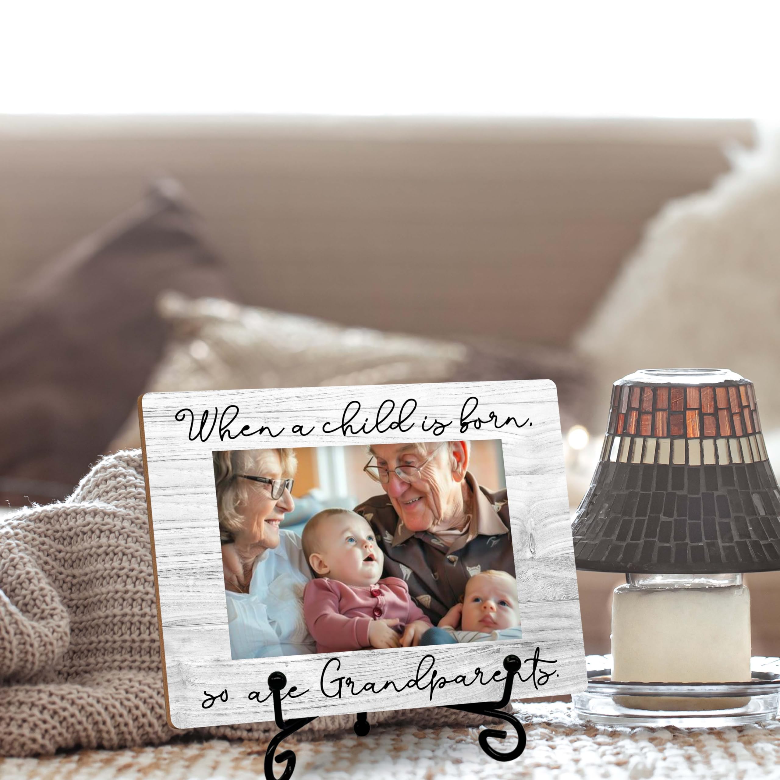 SSQBZU frame mounted on wall for grandparents memories