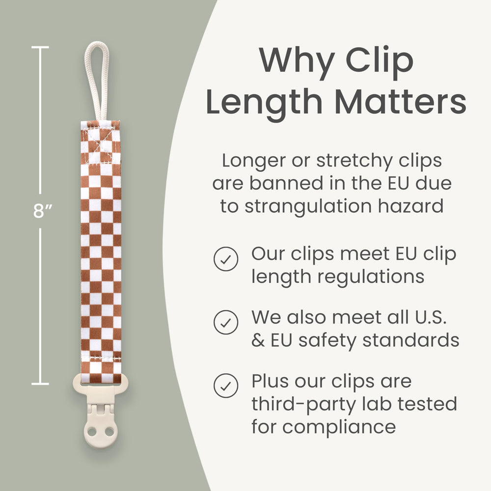 Stadela pacifier clip easy-clean design tolerates machine washing.