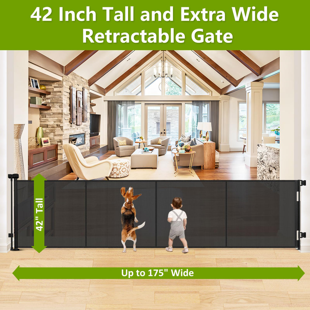 Stcockis retractable space-saving gate folds away neatly when not in use.