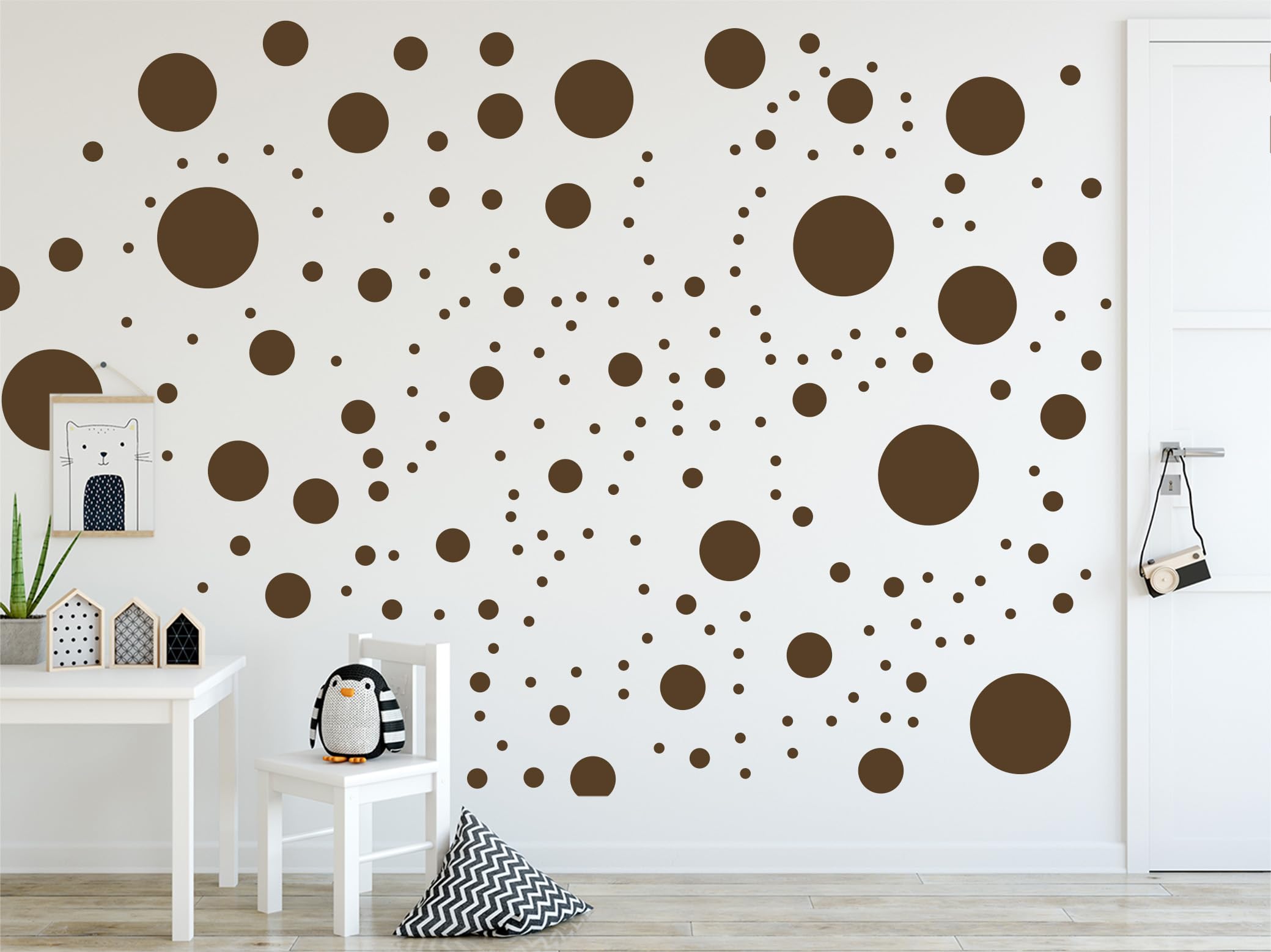 StickerDeen removable circle decals support quick room updates for busy families.