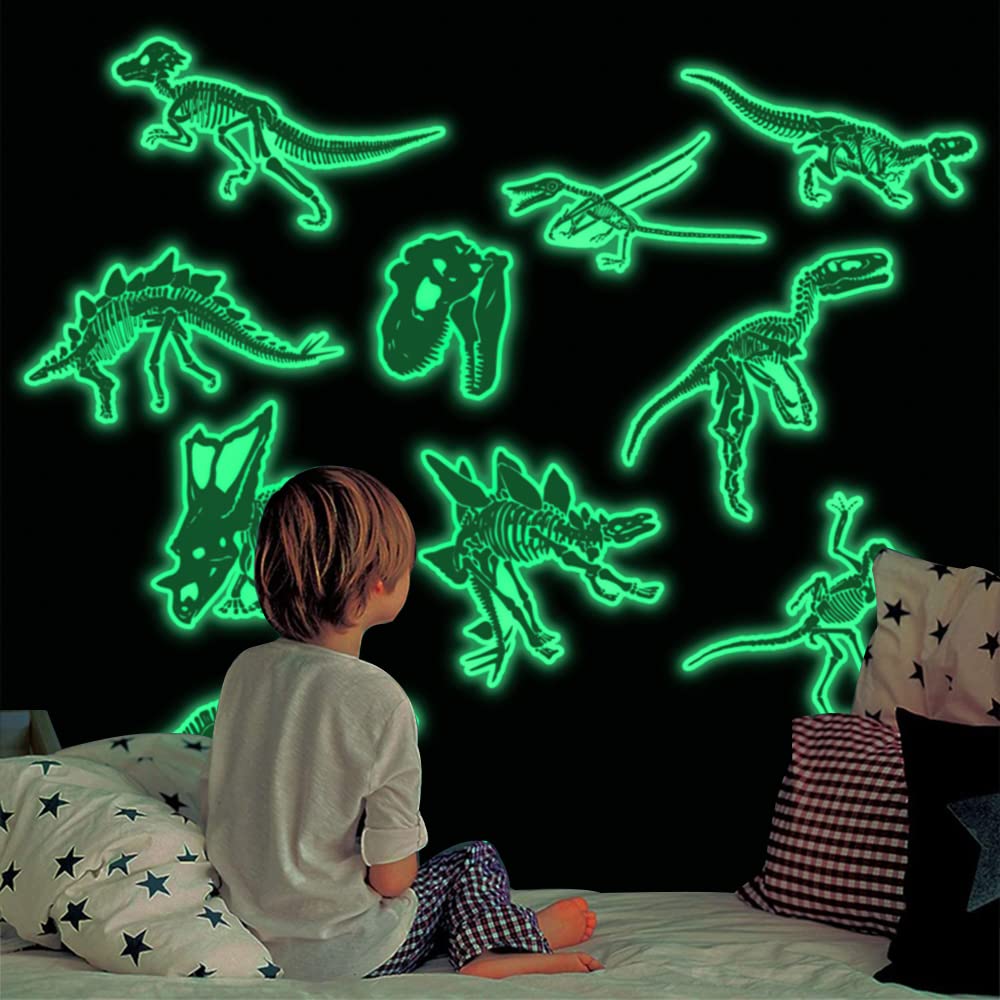 STNRST-IN removable wall stickers brighten kids' bedrooms without residue.