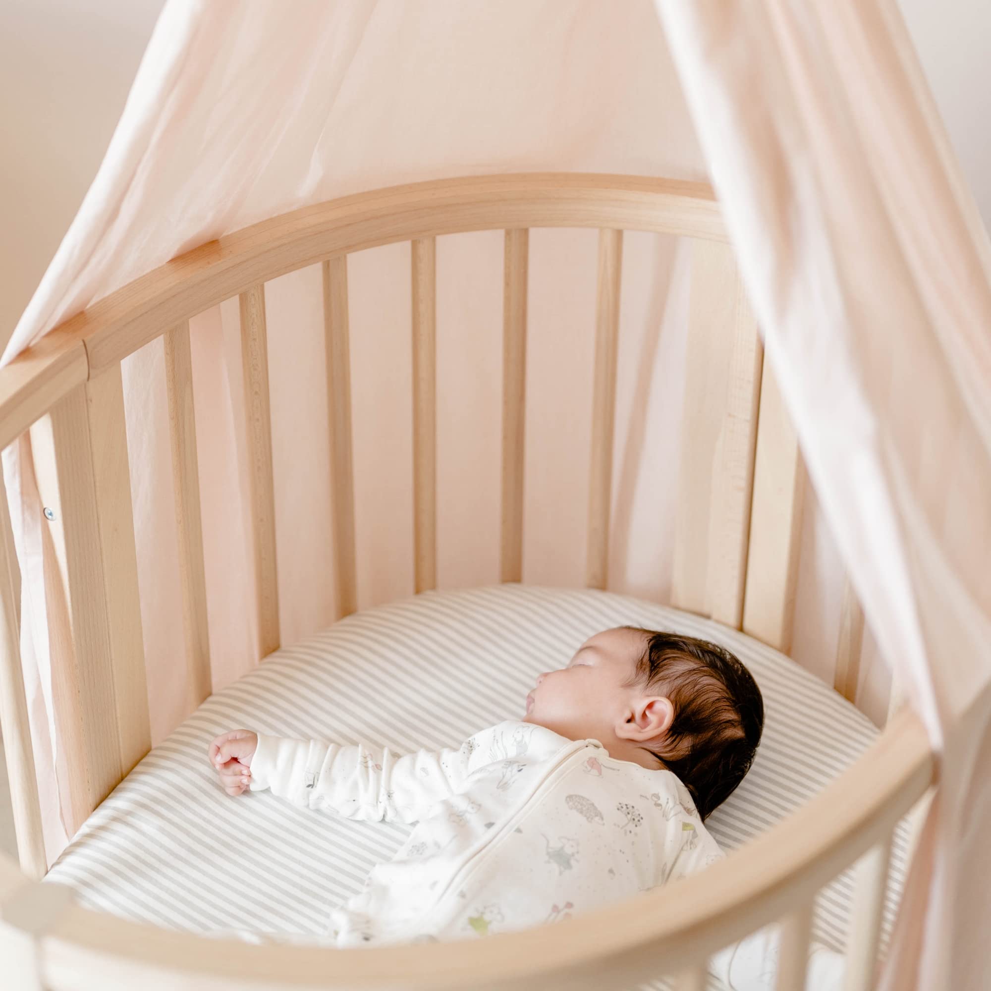 Stokke Sleepi Canopy by Pehr V3 machine washable canopy for simple cleaning