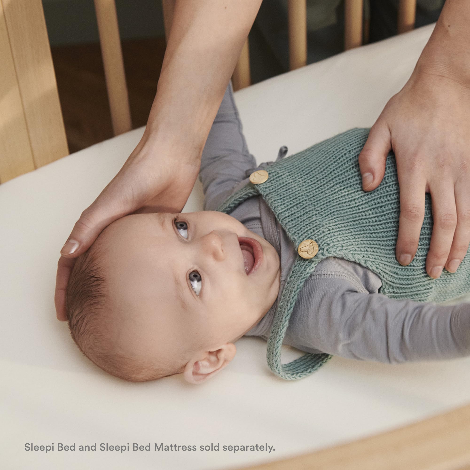 Stokke Sleepi Protection Sheet V3 white fits Sleepi Bed V3 and Mattress V3.