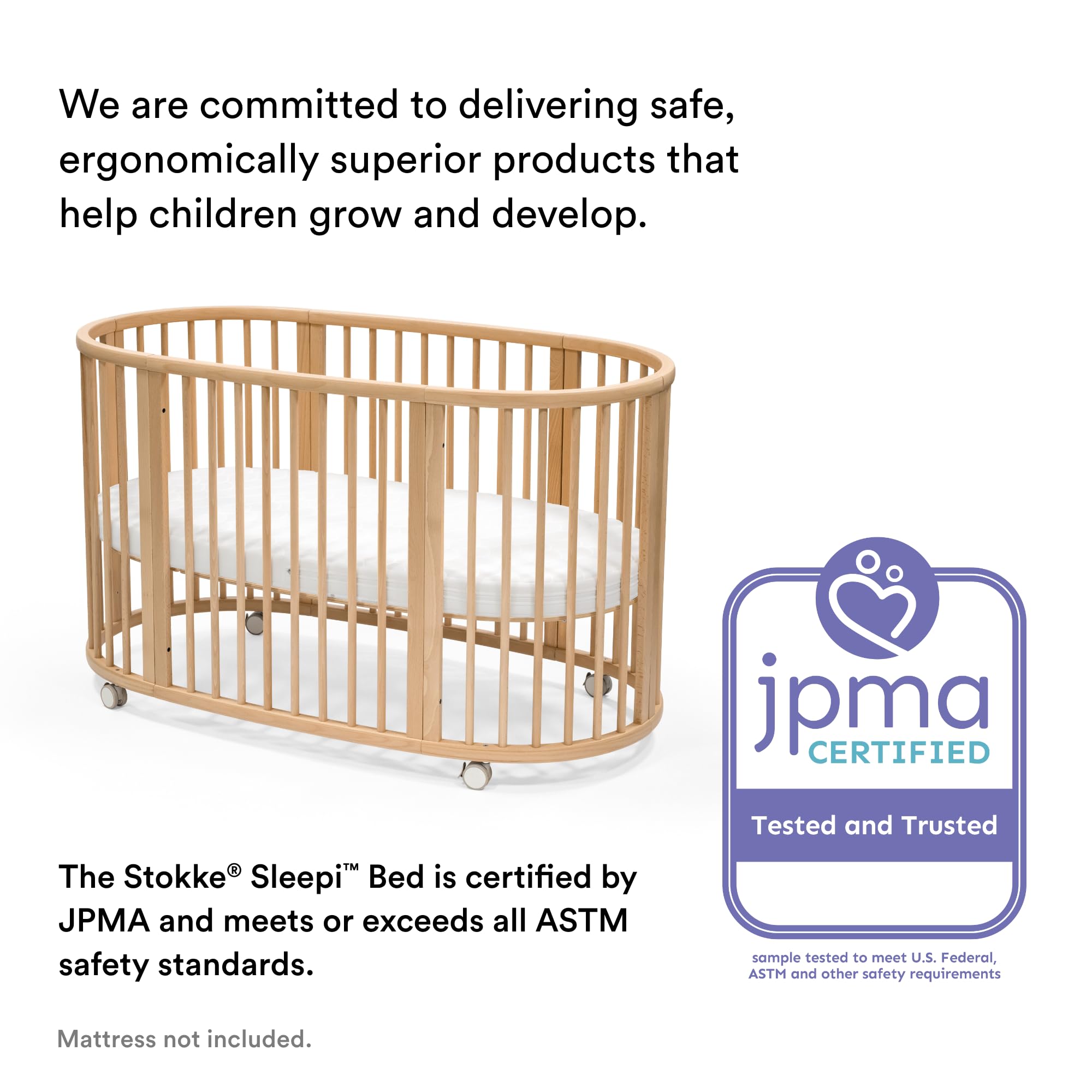 Stokke Sleepi Protection Sheet V3 white acts as a spill barrier for mess-free mornings.