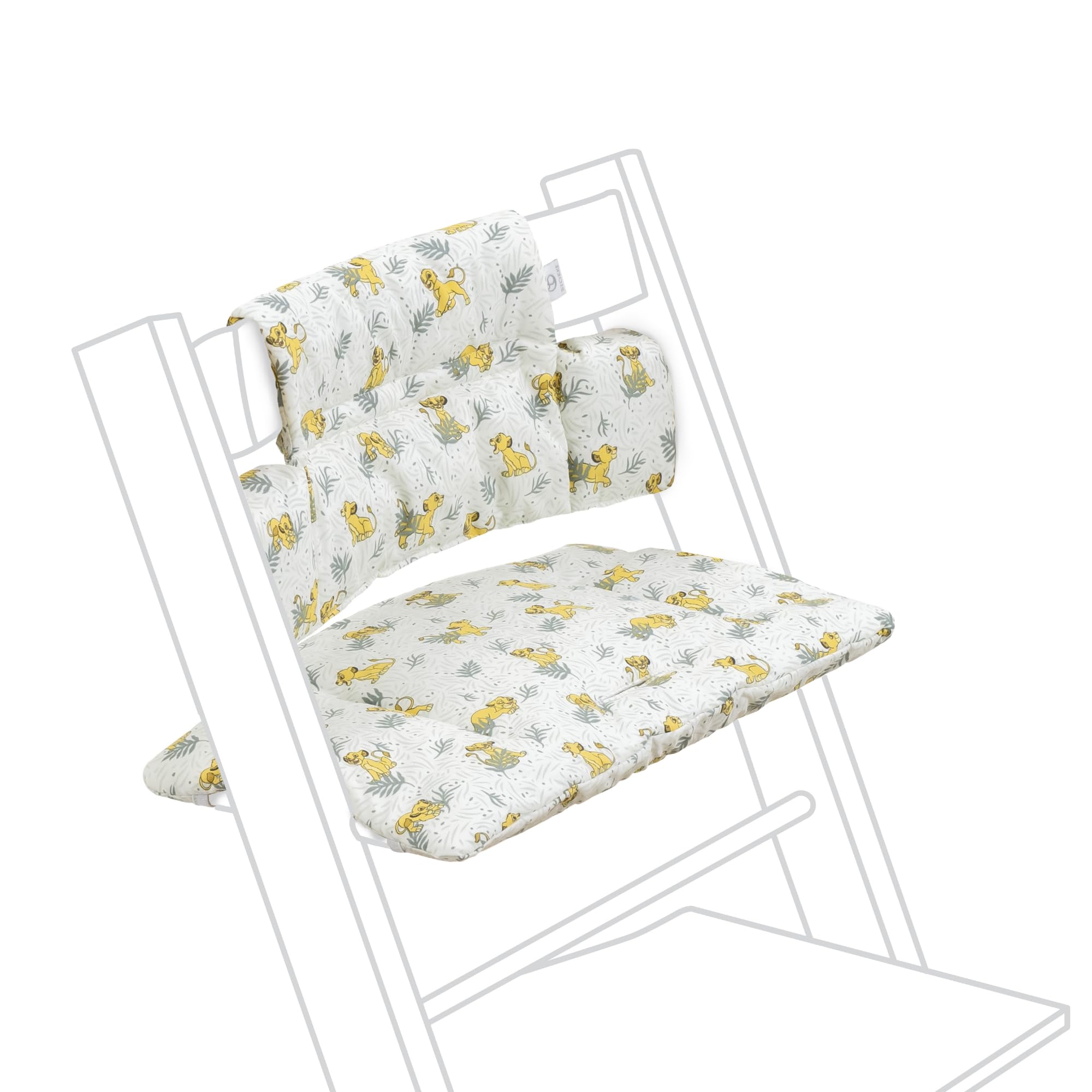 Stokke Tripp Trapp cushion with Lion King Jungle pattern for cozy seating.