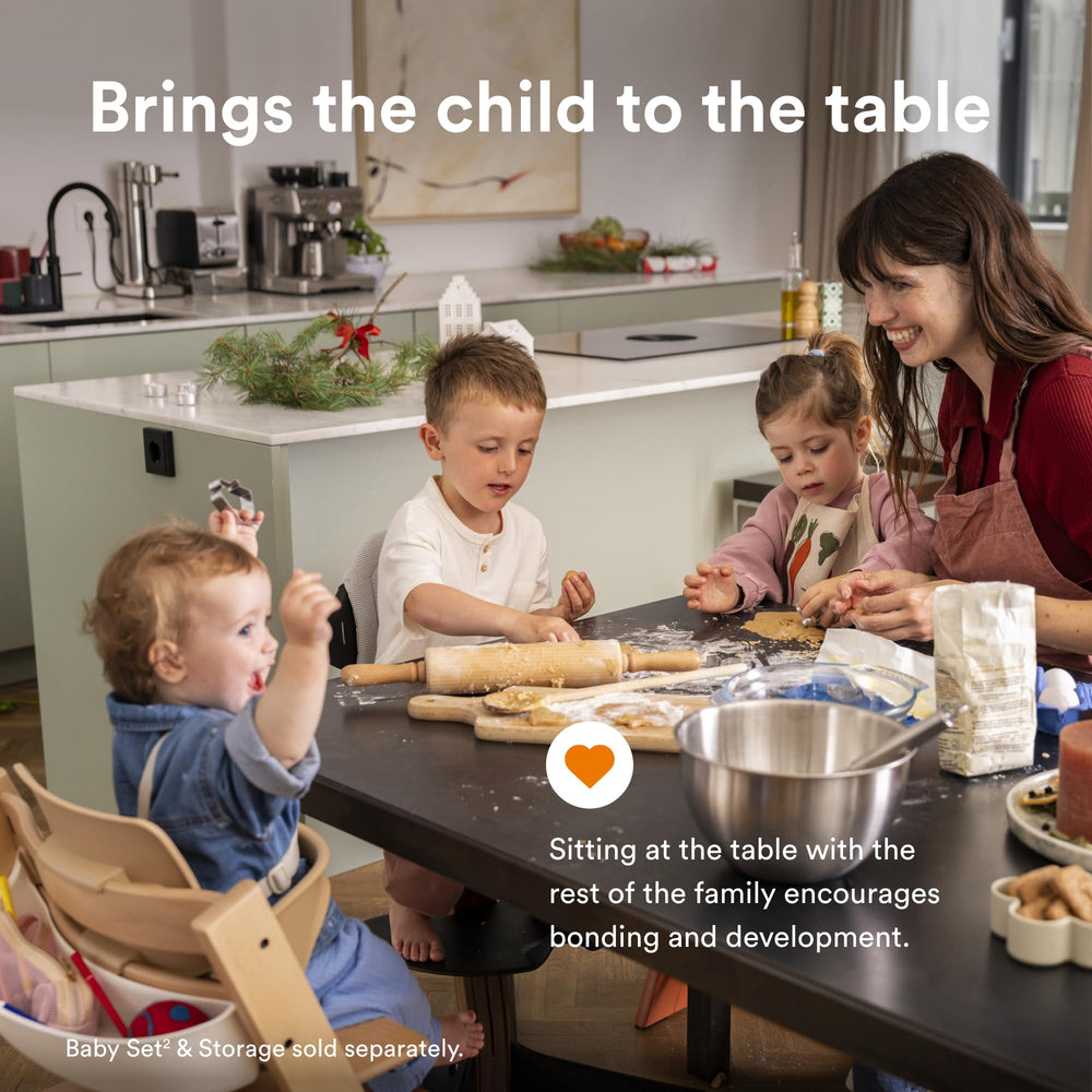 Stokke Tripp Trapp oak natural wood frame detail