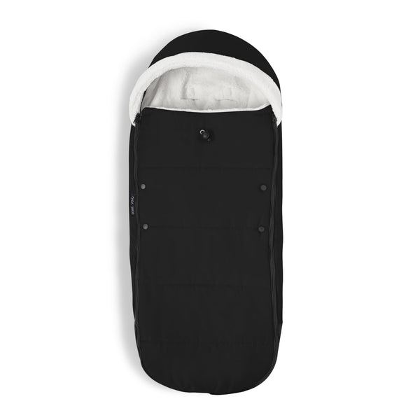 Stokke YOYO Footmuff with sherpa lining keeps baby warm in stroller