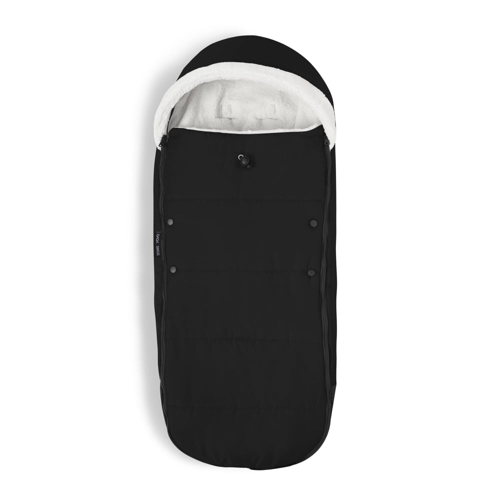 Stokke YOYO Footmuff with sherpa lining keeps baby warm in stroller
