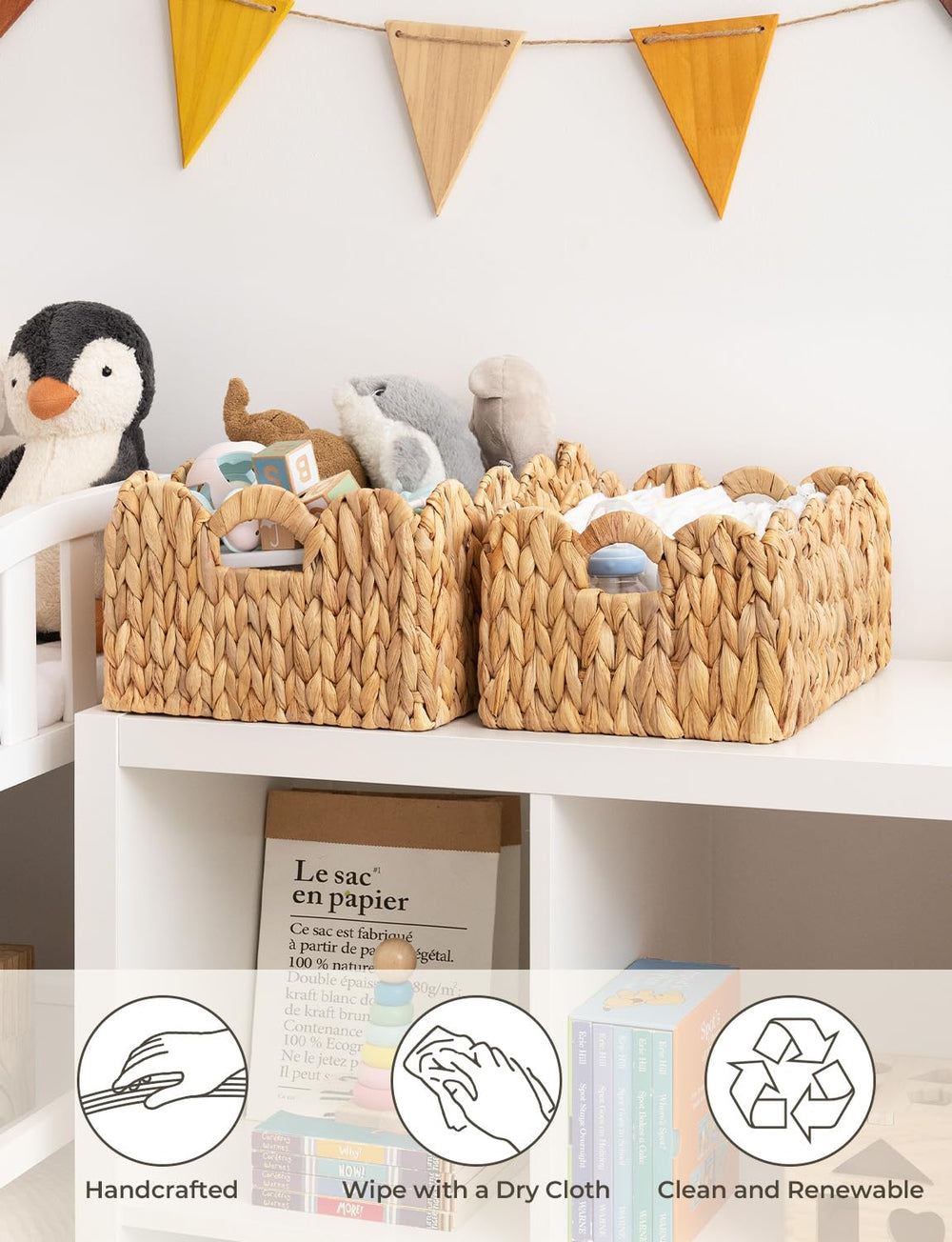 StorageWorks water hyacinth organizer basket suitable for living rooms and bedrooms.