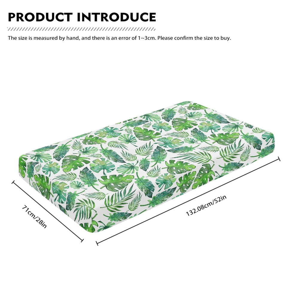 Streeyiu elasticized corners ensure a secure, snug fit on standard cribs.