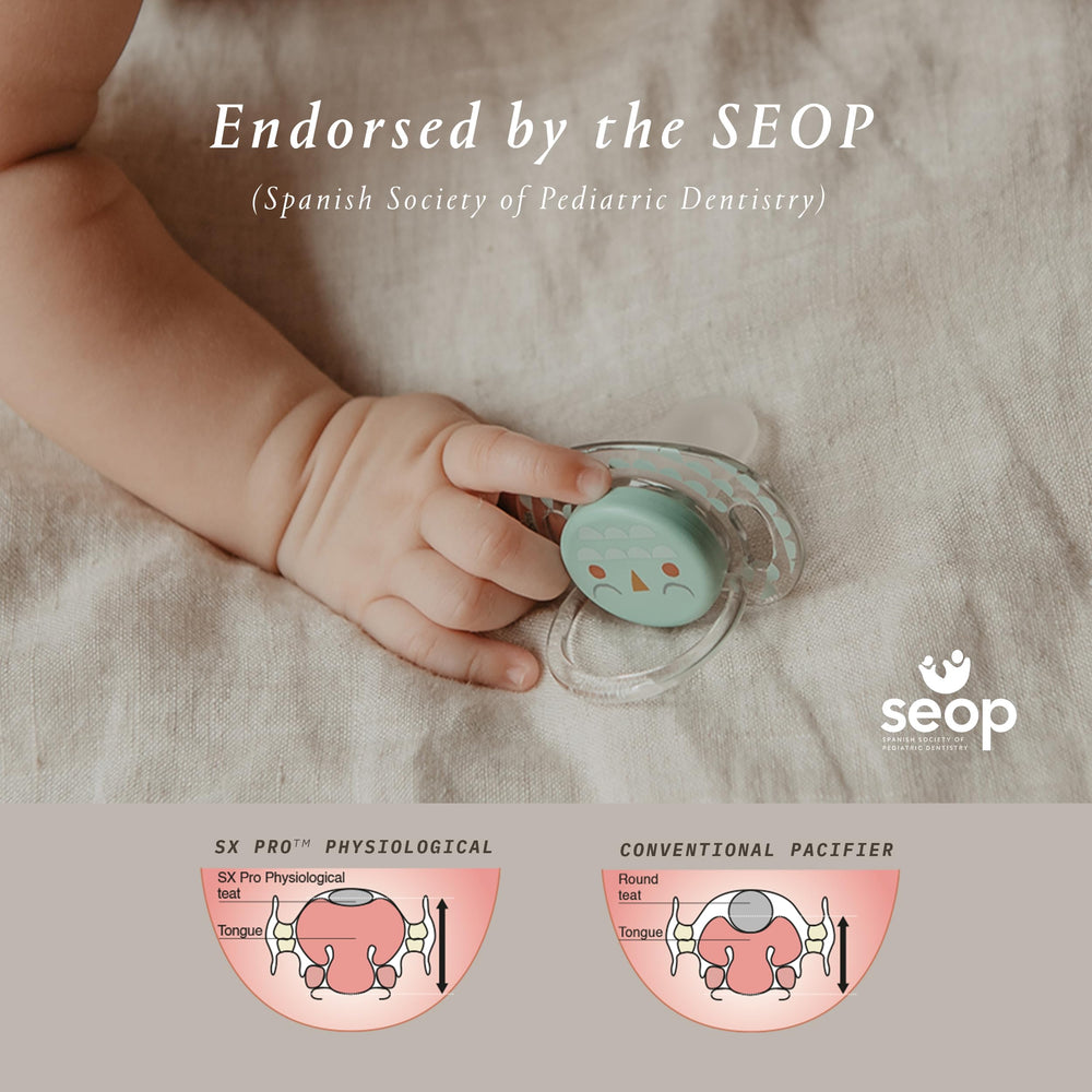 Ventilation holes on Suavinex Bonhomia SX Pro pacifier improve airflow.
