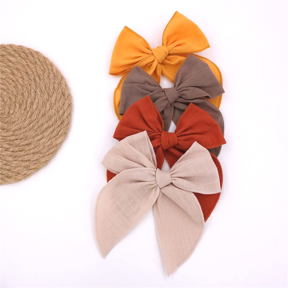 Sugarmelon gift-ready linen clips add charm.