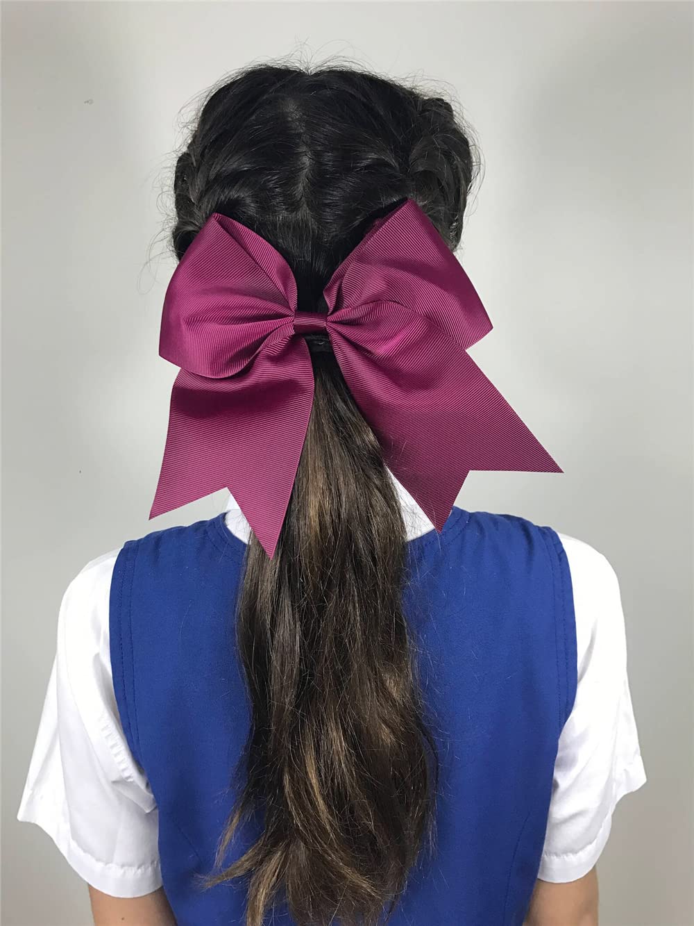 Sugarmelon teen cheerleader bow clipped during practice