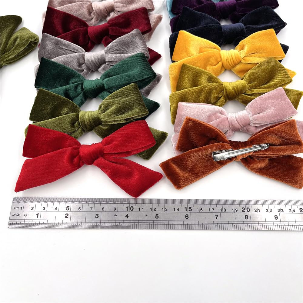 Sugarmelon Velvet Bow Clip showcased in family photography sessions
