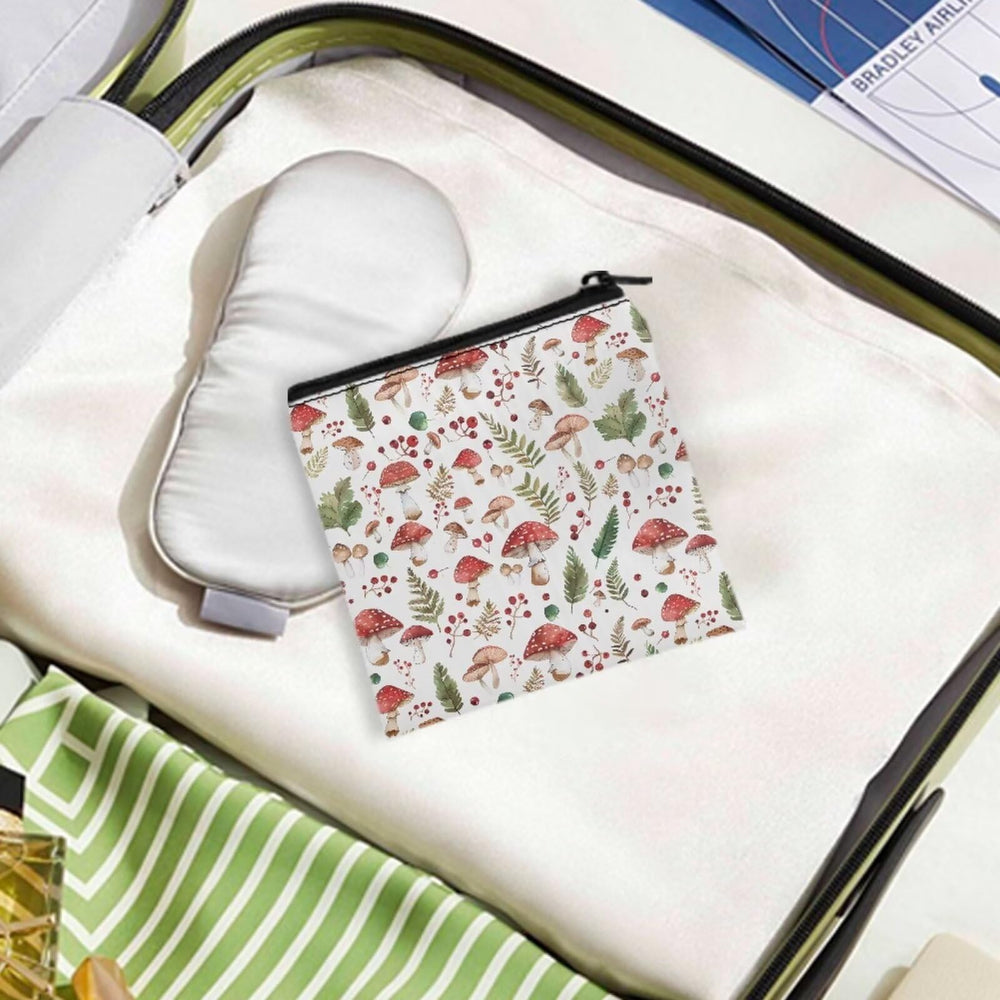 SUITOSELFY mushroom period bag with zipper closure provides secure access