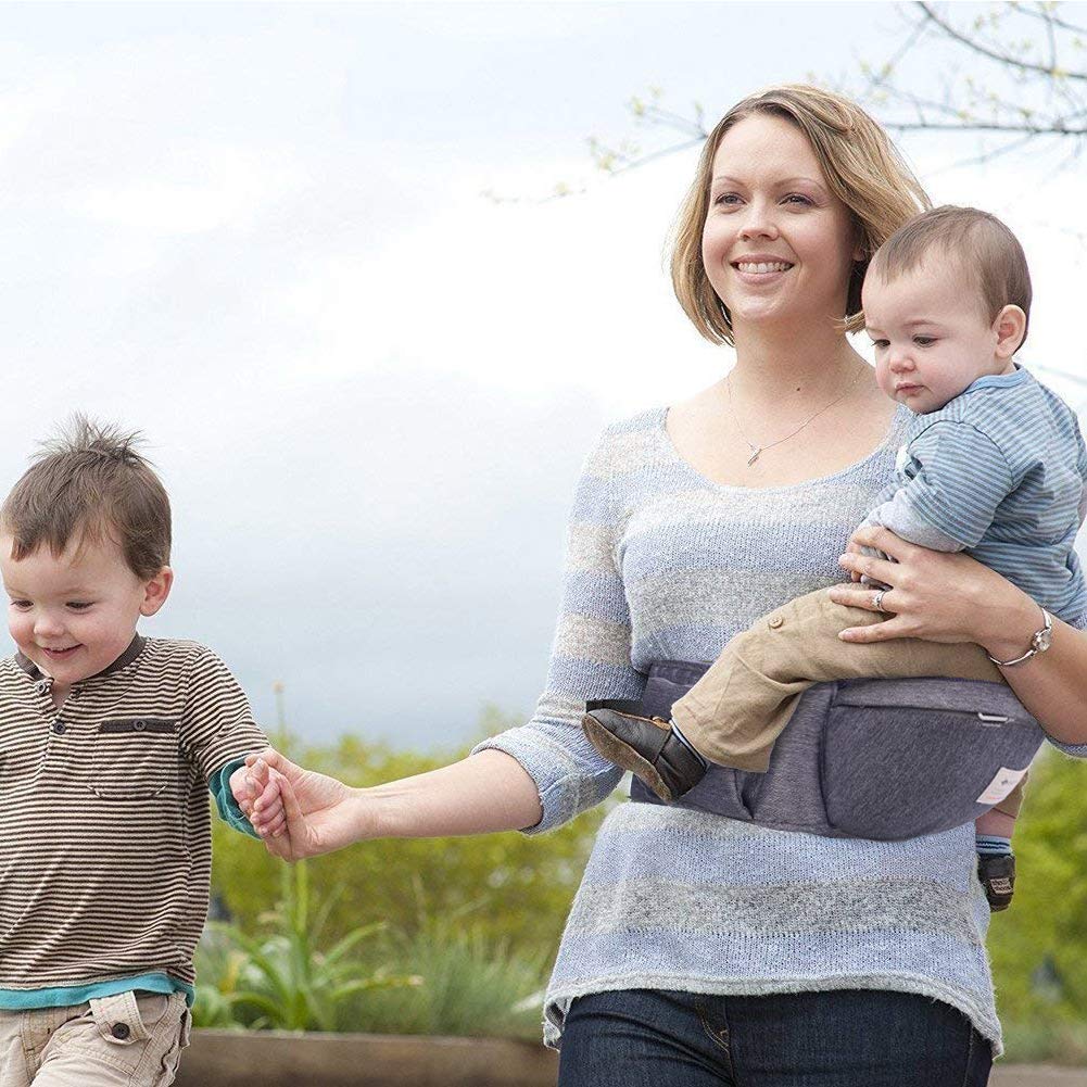 Sunnors hip baby seat silicone surface close-up emphasizes hygienic material