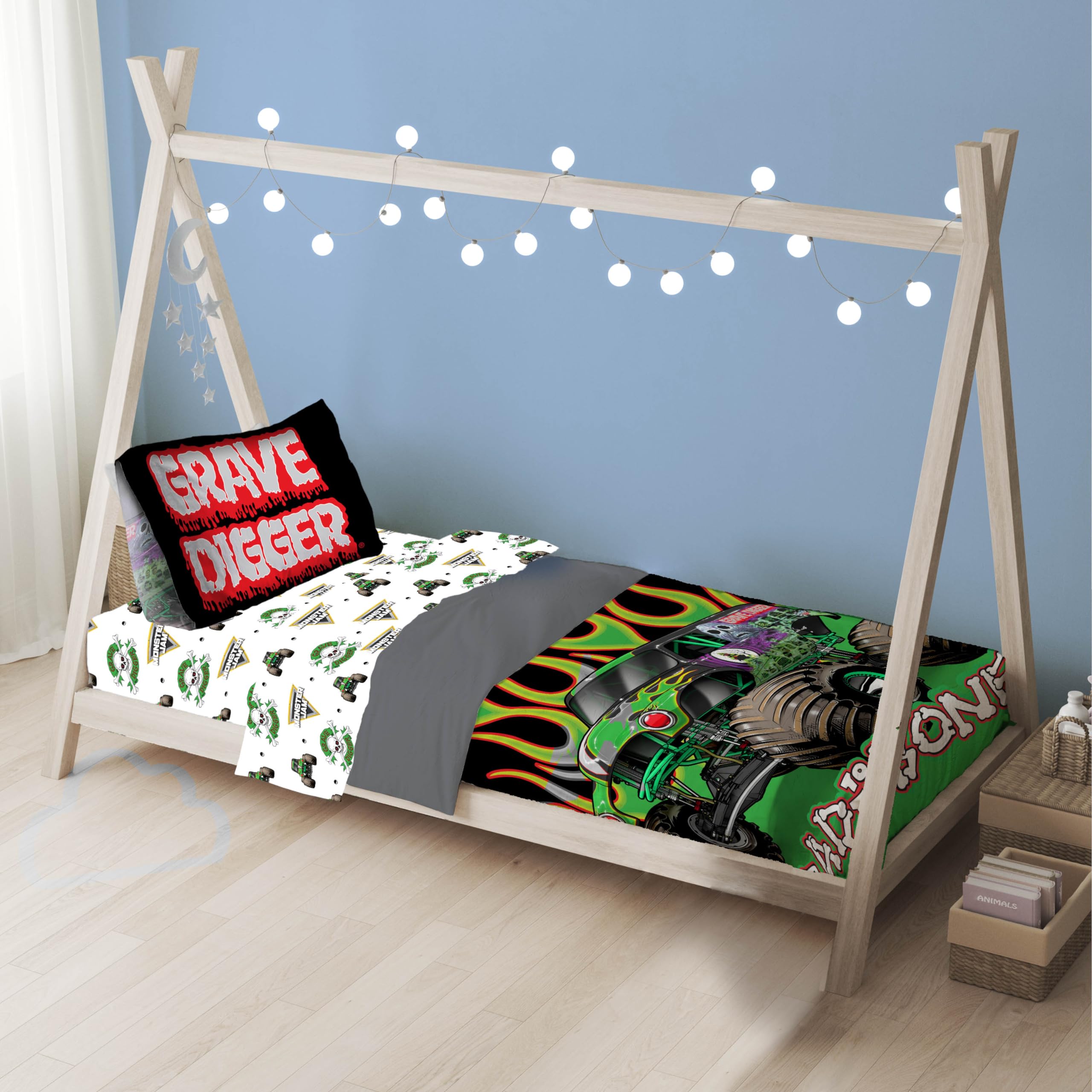Sunny Side Up bedding on a preschool bed, showcasing an easy-care, cheerful theme.