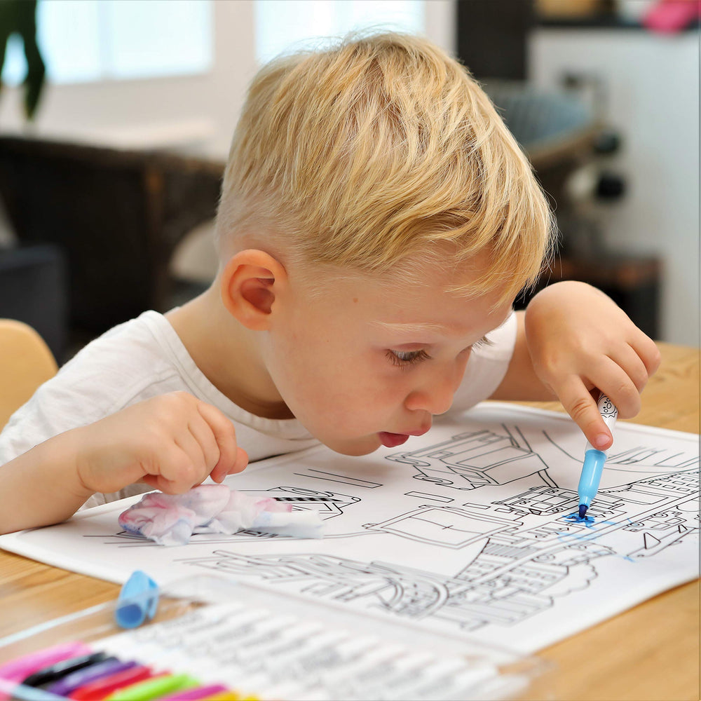 SunZio placemat coloring markers set lets kids color and clean easily.