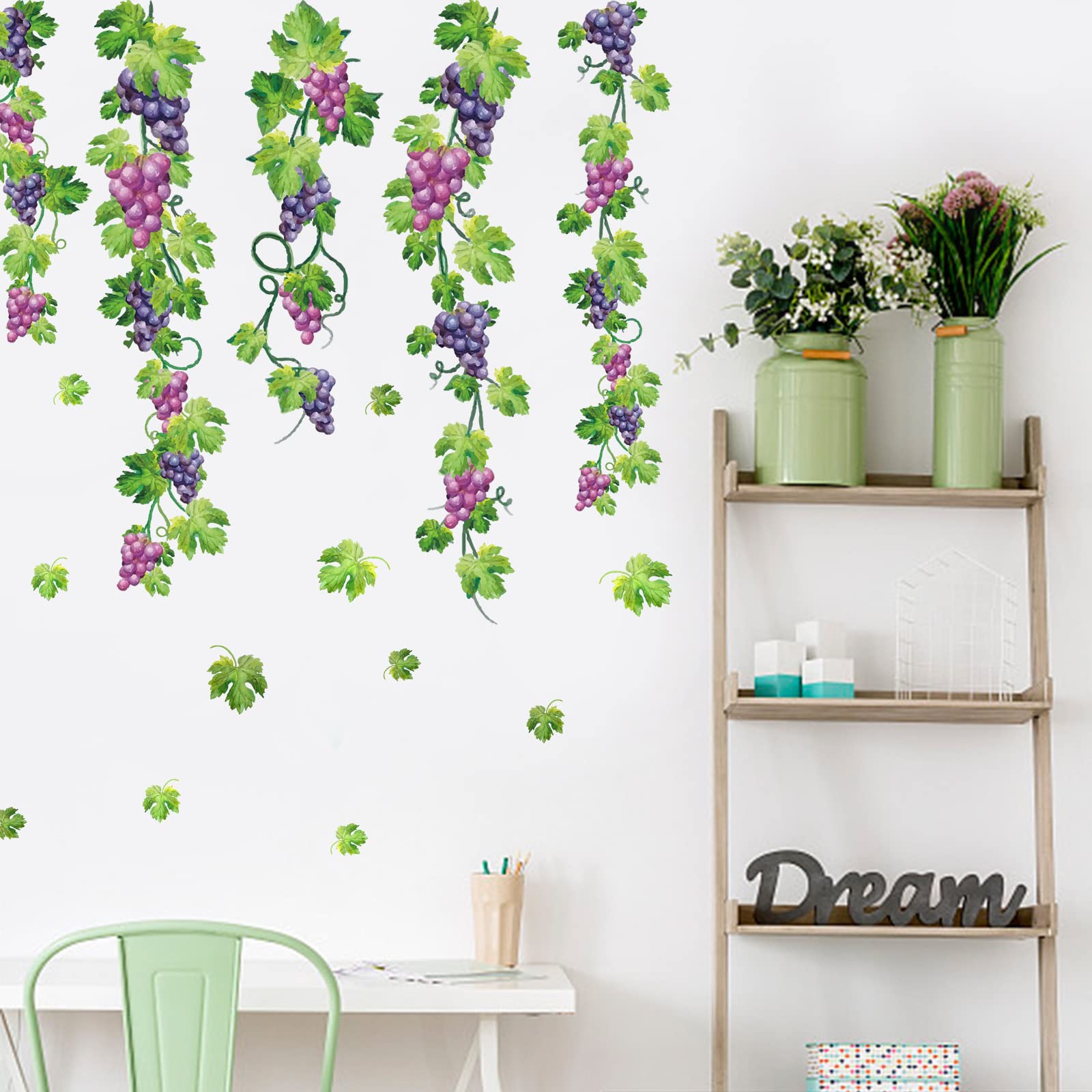 SUPERDANT Bright grape bunches elevate nurseries with playful charm.