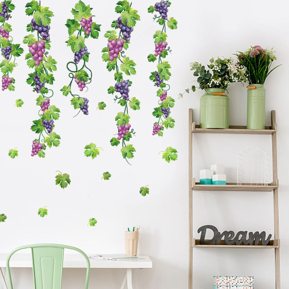 SUPERDANT Bright grape bunches elevate nurseries with playful charm.