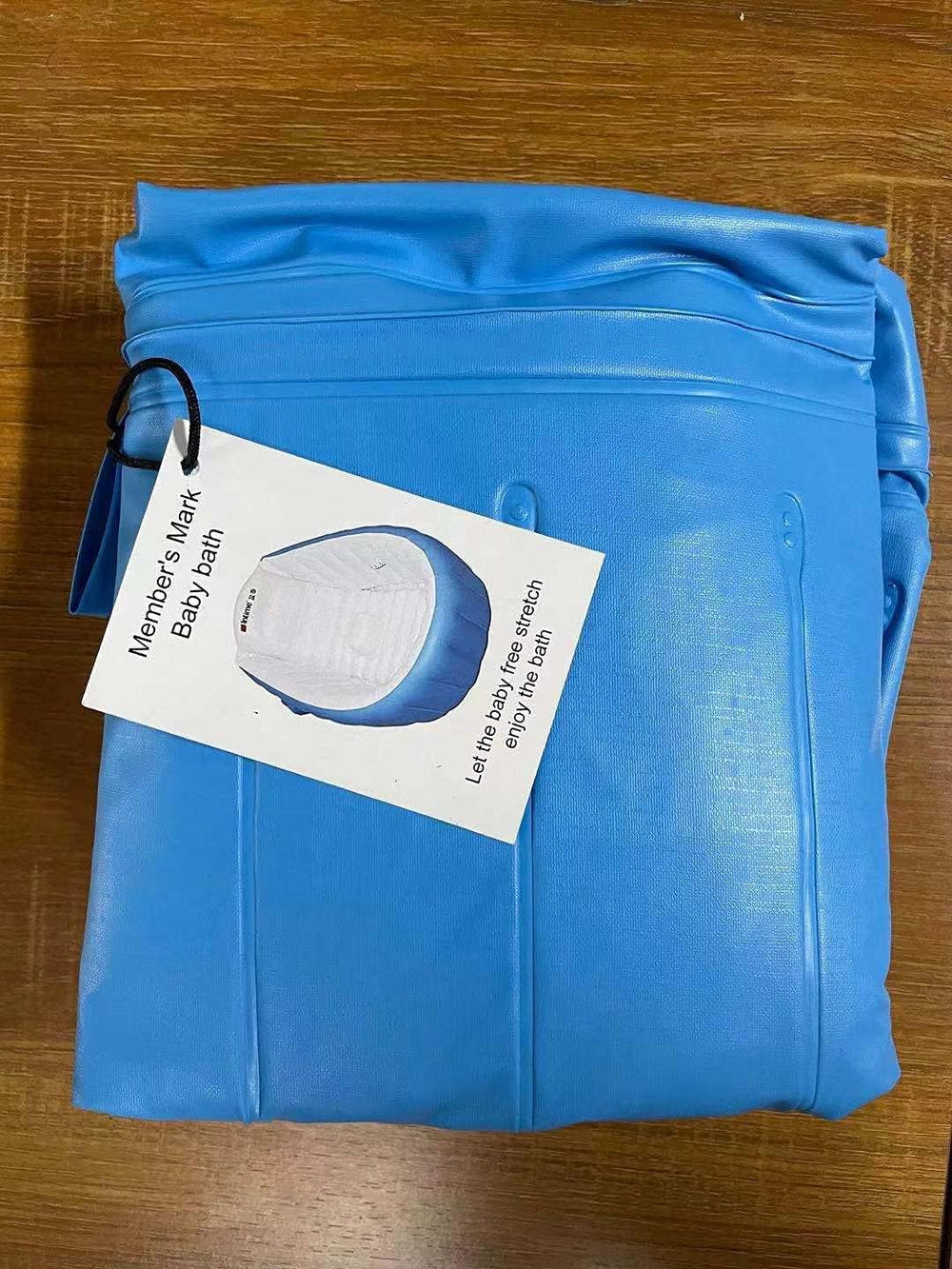 Easy to clean blue SuperLi bathtub with quick-dry surface for busy parents.