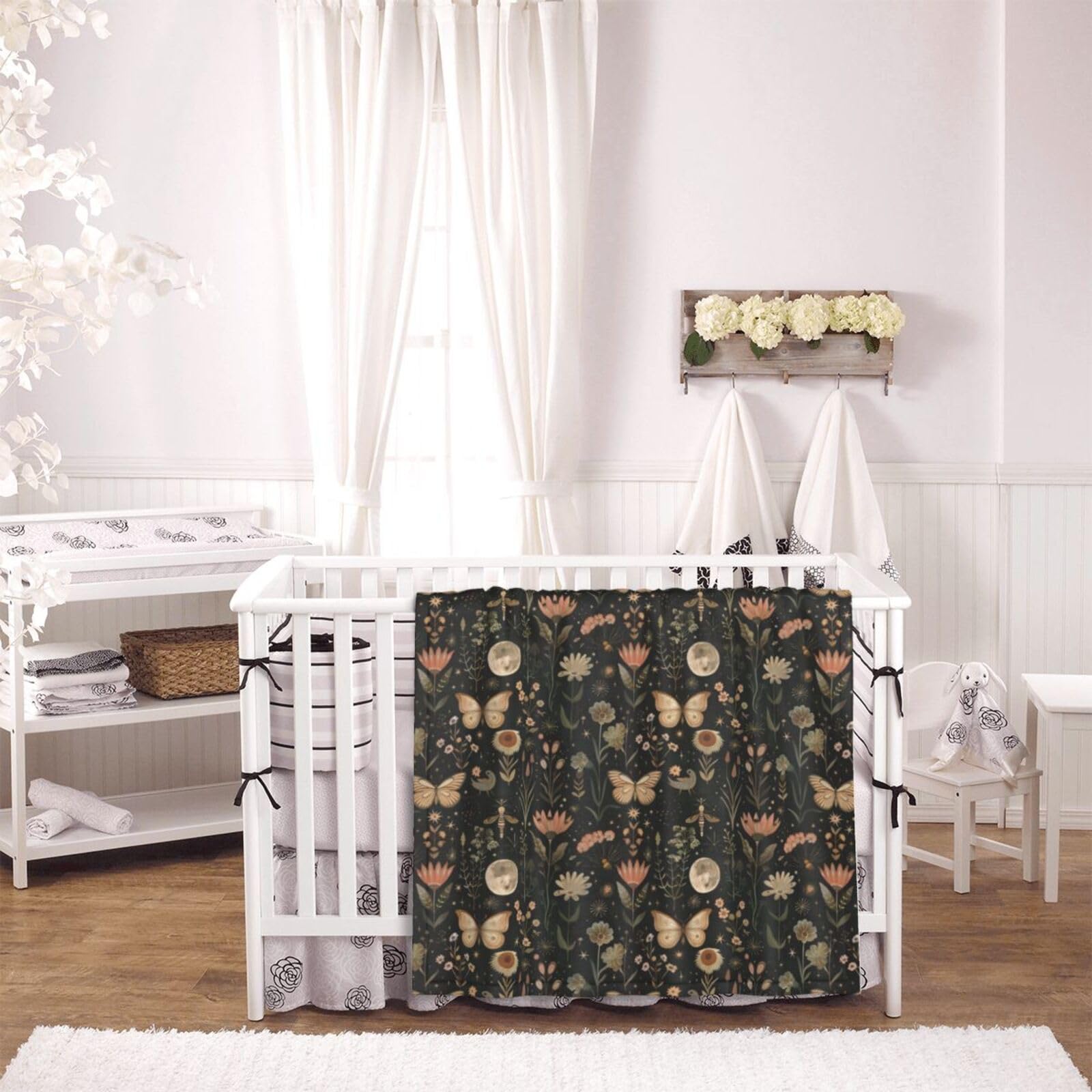 SUPLUCHOM nursery crib blanket provides versatile everyday warmth