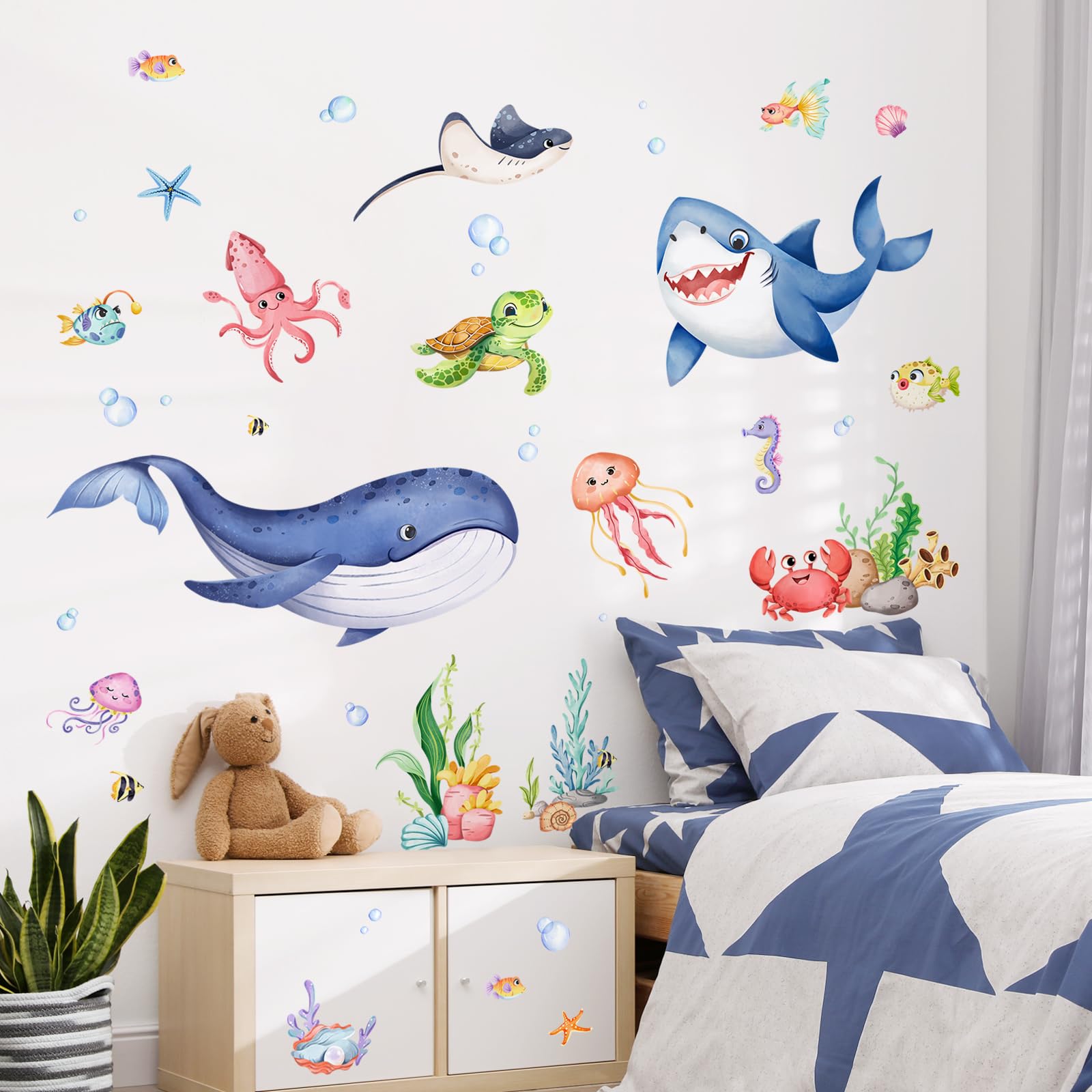 Supzone Under The Sea turtle wall decal brings calm ocean vibes to toddlers' bedrooms.