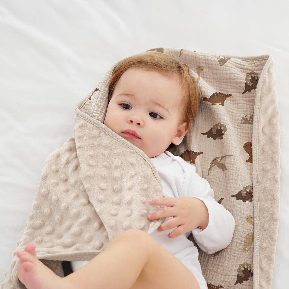 Susurration baby blanket machine washable for easy care
