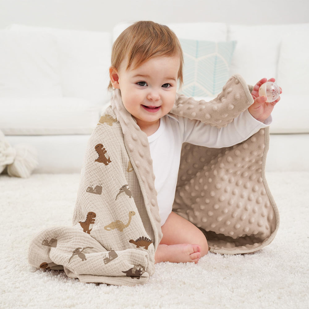Susurration blanket back dotted fleece for warmth and security