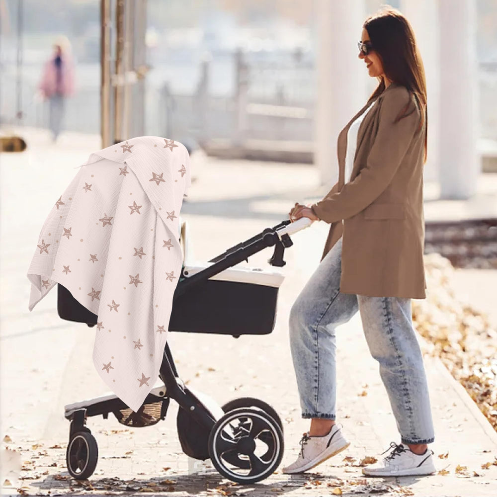 Susurration muslin blanket provides gentle skin feel for delicate newborn care