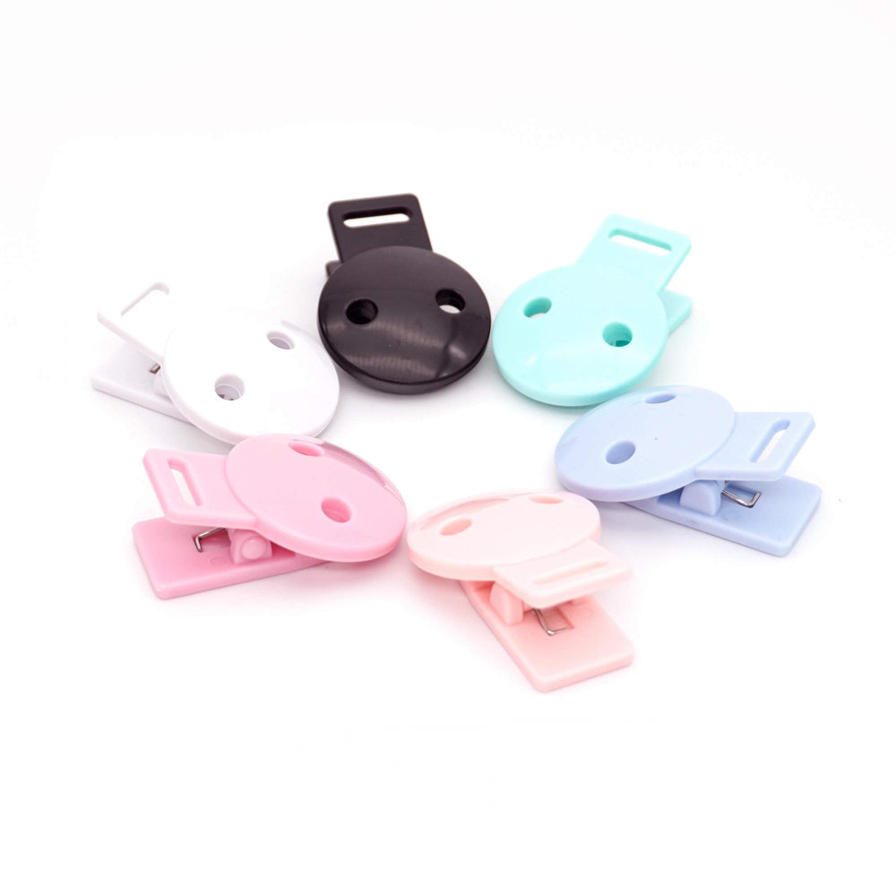 Sutoyuen pacifier clip set in pastel colors for bib and mitten crafts