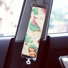 Easy-fit car belt cover with adjustable width and anti-slip grip.