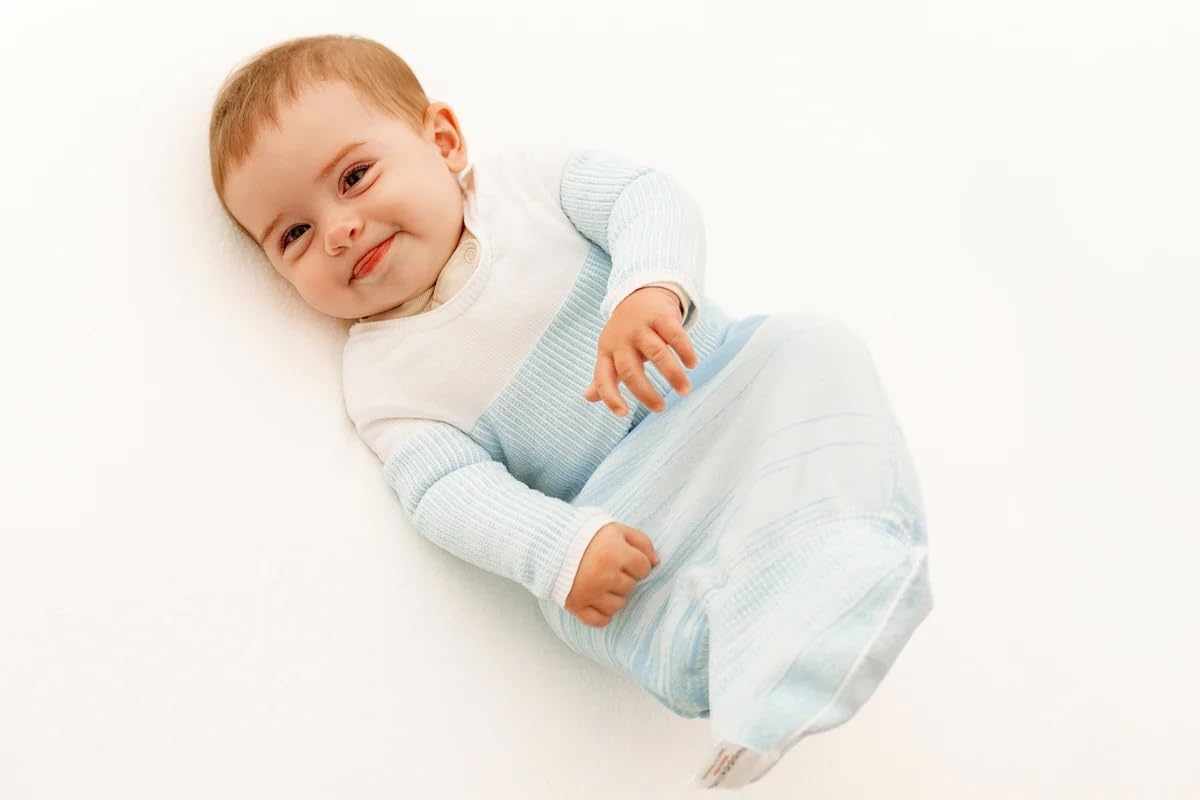Swaddelini hug technology close up highlights soothing compression helps Moro reflex gently