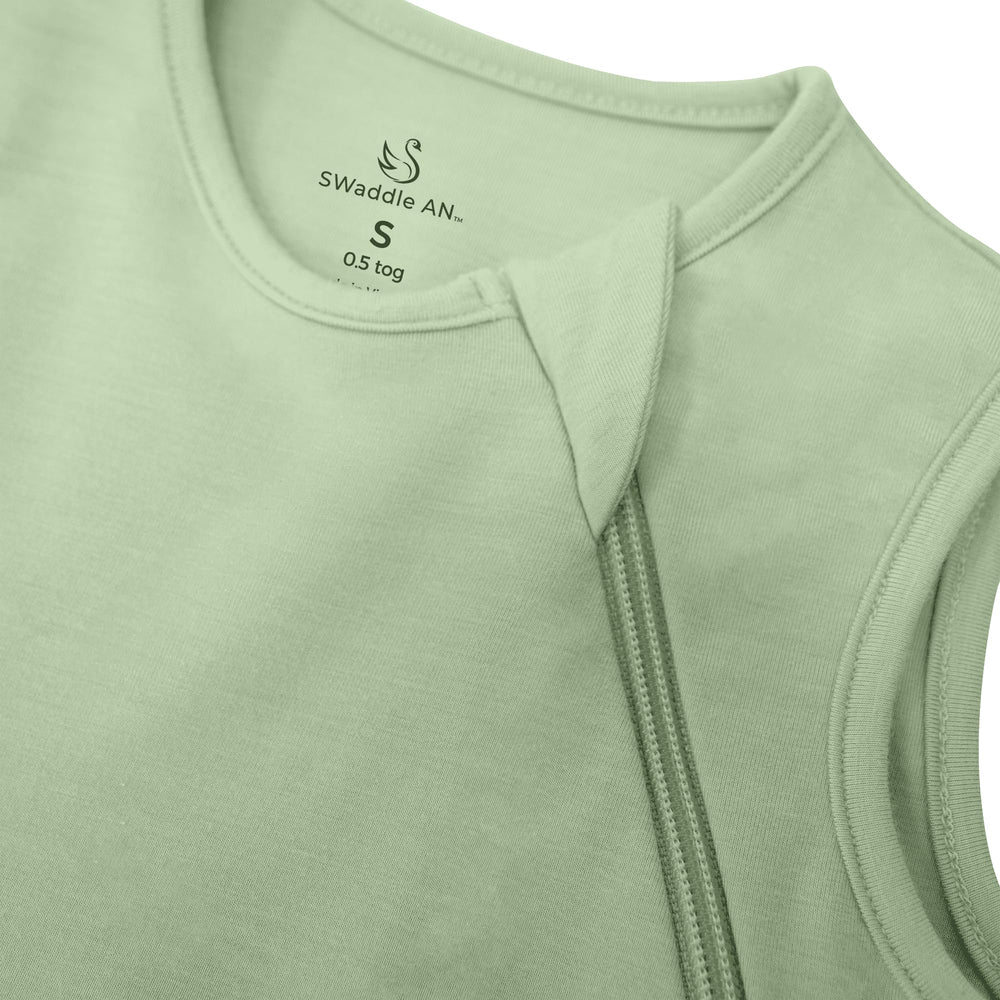 Soft texture and neat stitching on SWaddle AN sleep bag
