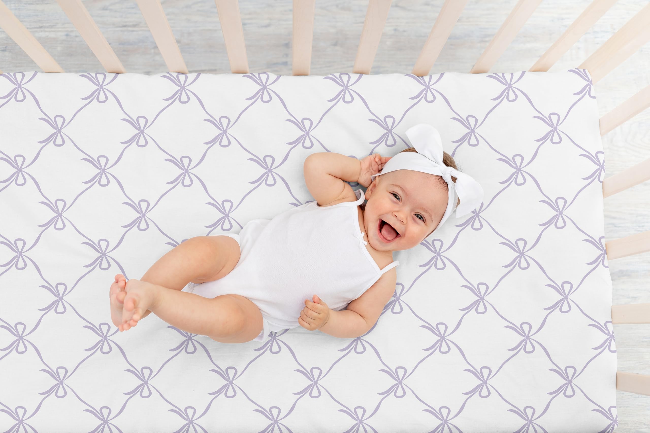 Sweet Jojo Designs easy-care machine-wash durable crib sheet for busy parents.