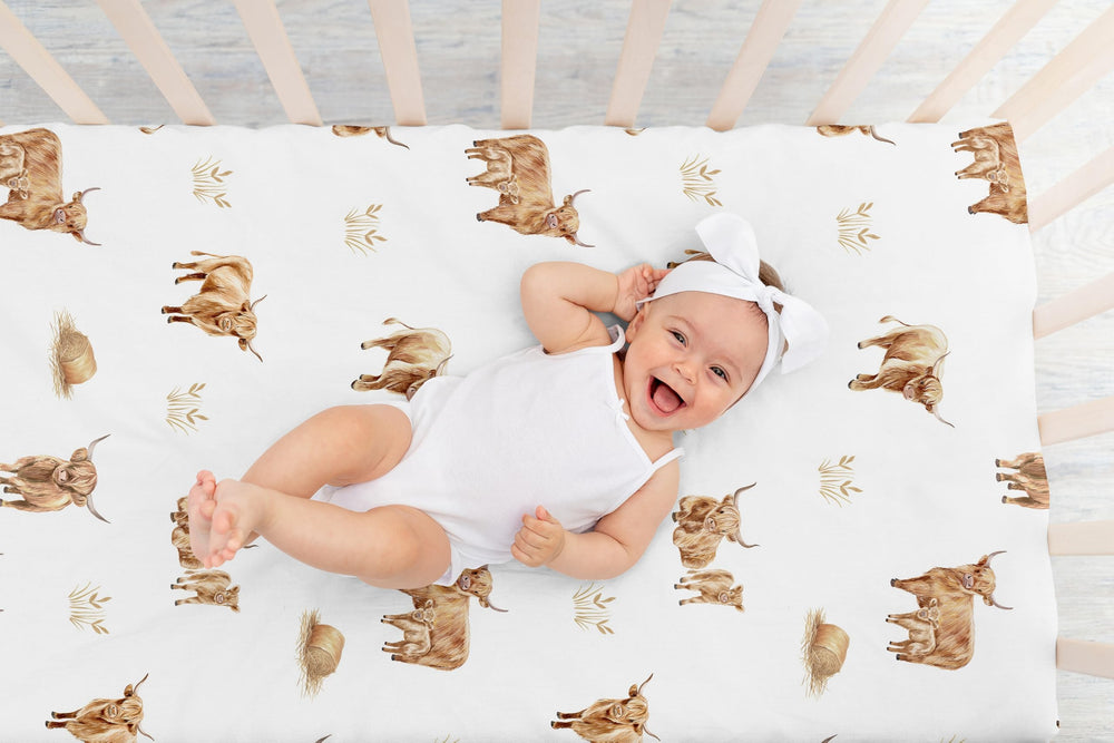 Sweet Jojo Designs easy-care sheet is machine washable and quick to dry.