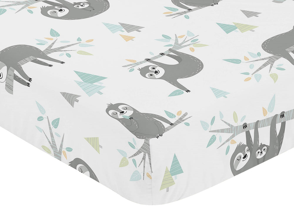Sweet Jojo Designs easy-fit sheet with full bottom elastic ensures a secure crib fit.