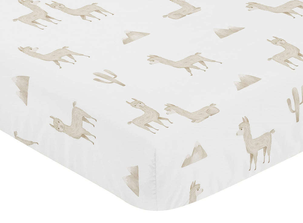 Elastic bottom edge demonstrated on a Sweet Jojo Designs crib sheet