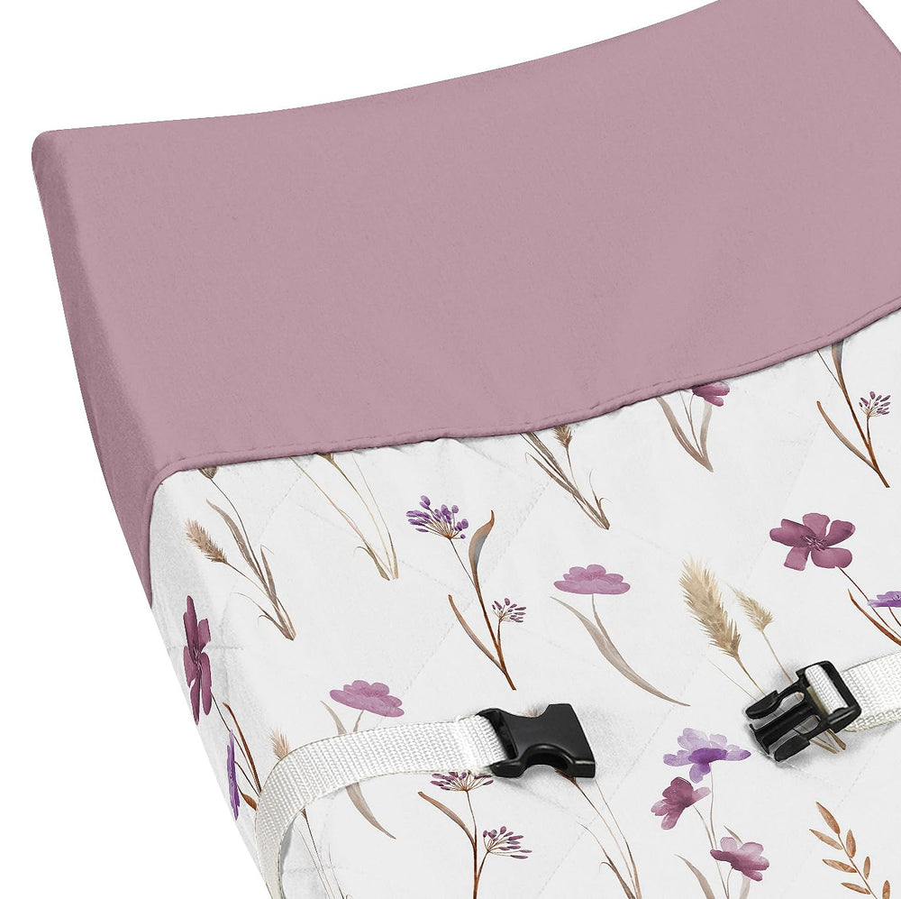 Sweet Jojo Designs cover with elastic edges for a secure changing pad fit.