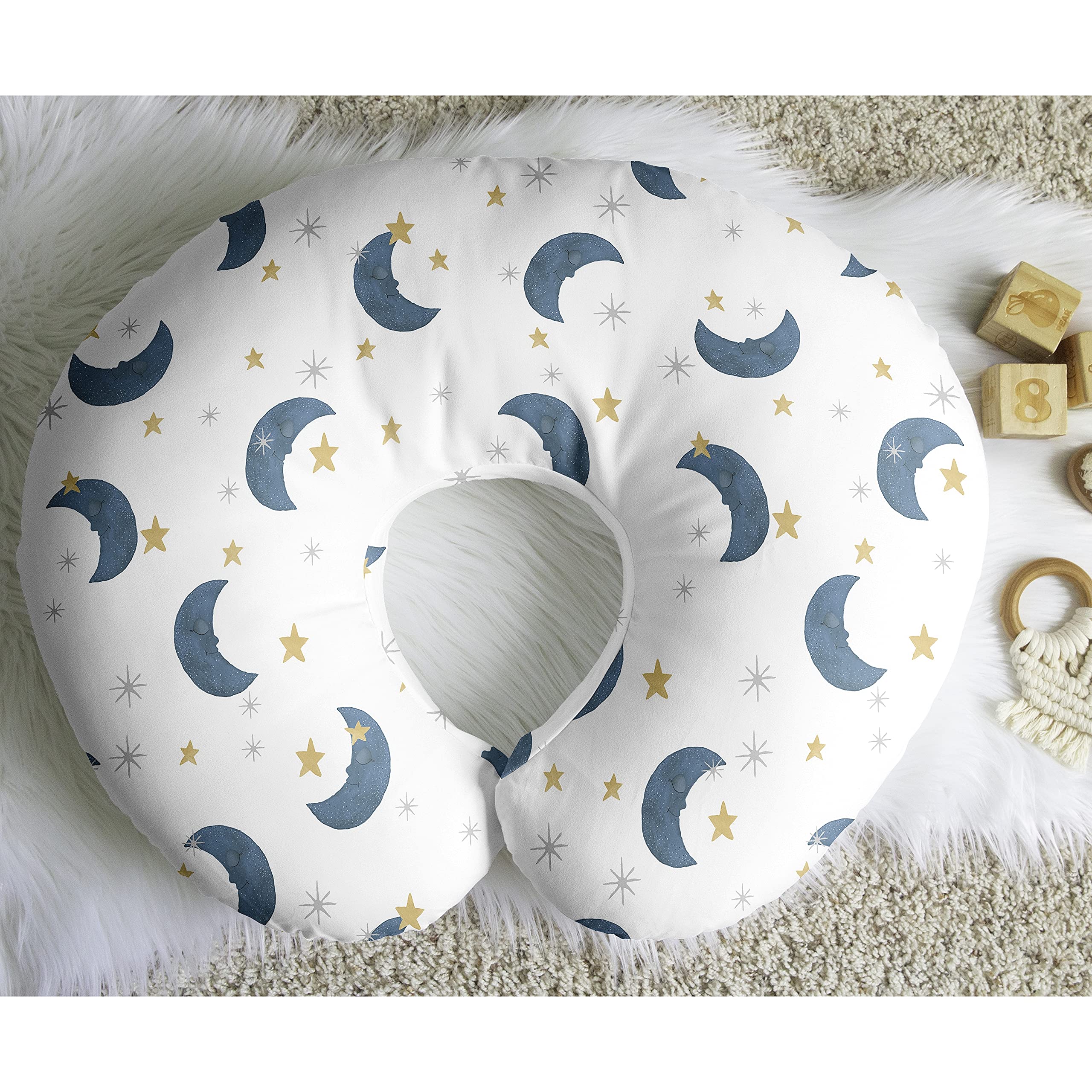 Sweet Jojo Designs jersey-stretch knit fabric offers comfortable coverage during nursing.