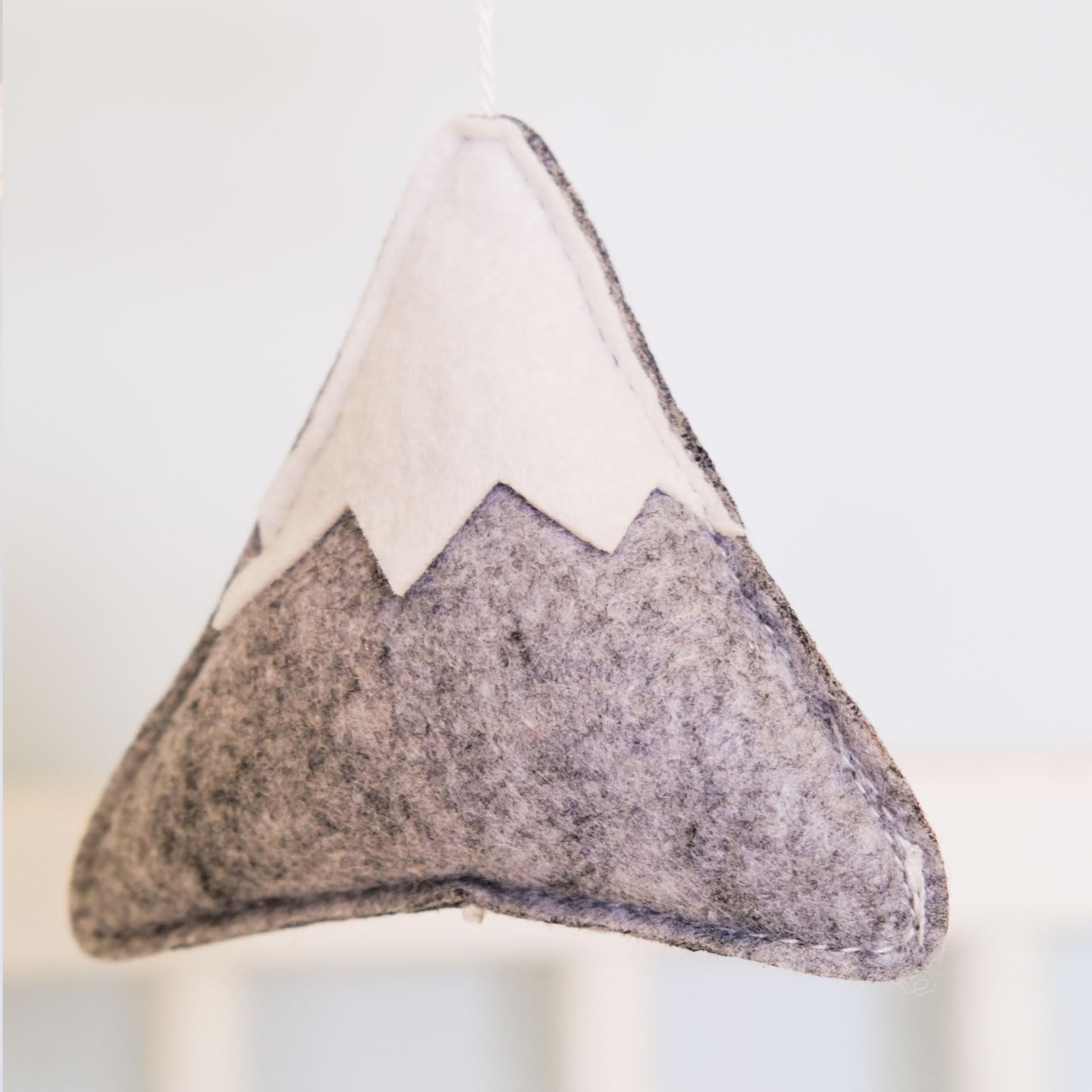 Sweety Baby Woodland Mobile makes a thoughtful gift for new parents.