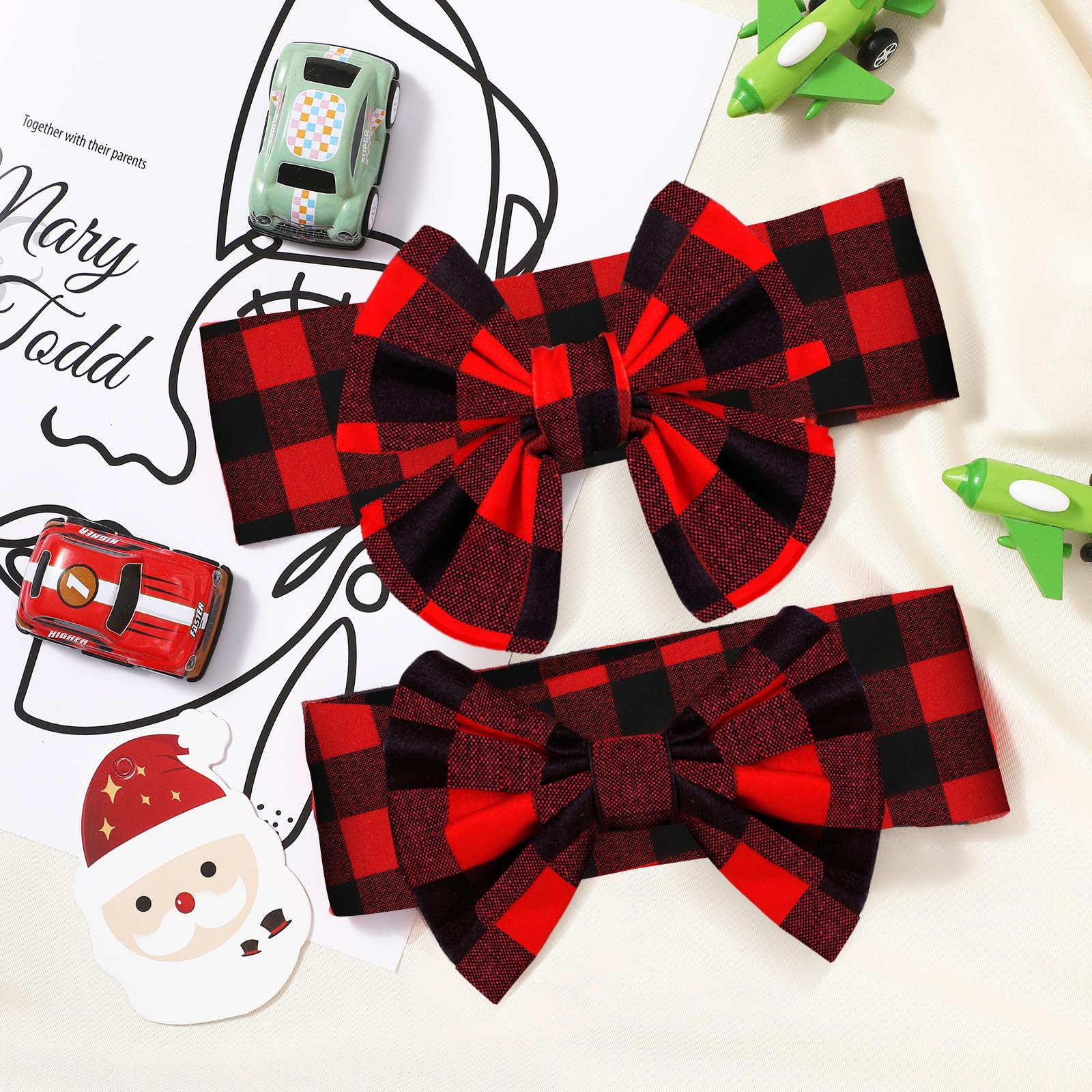 Syhood baby photography prop headband helps keep hair away from the face.