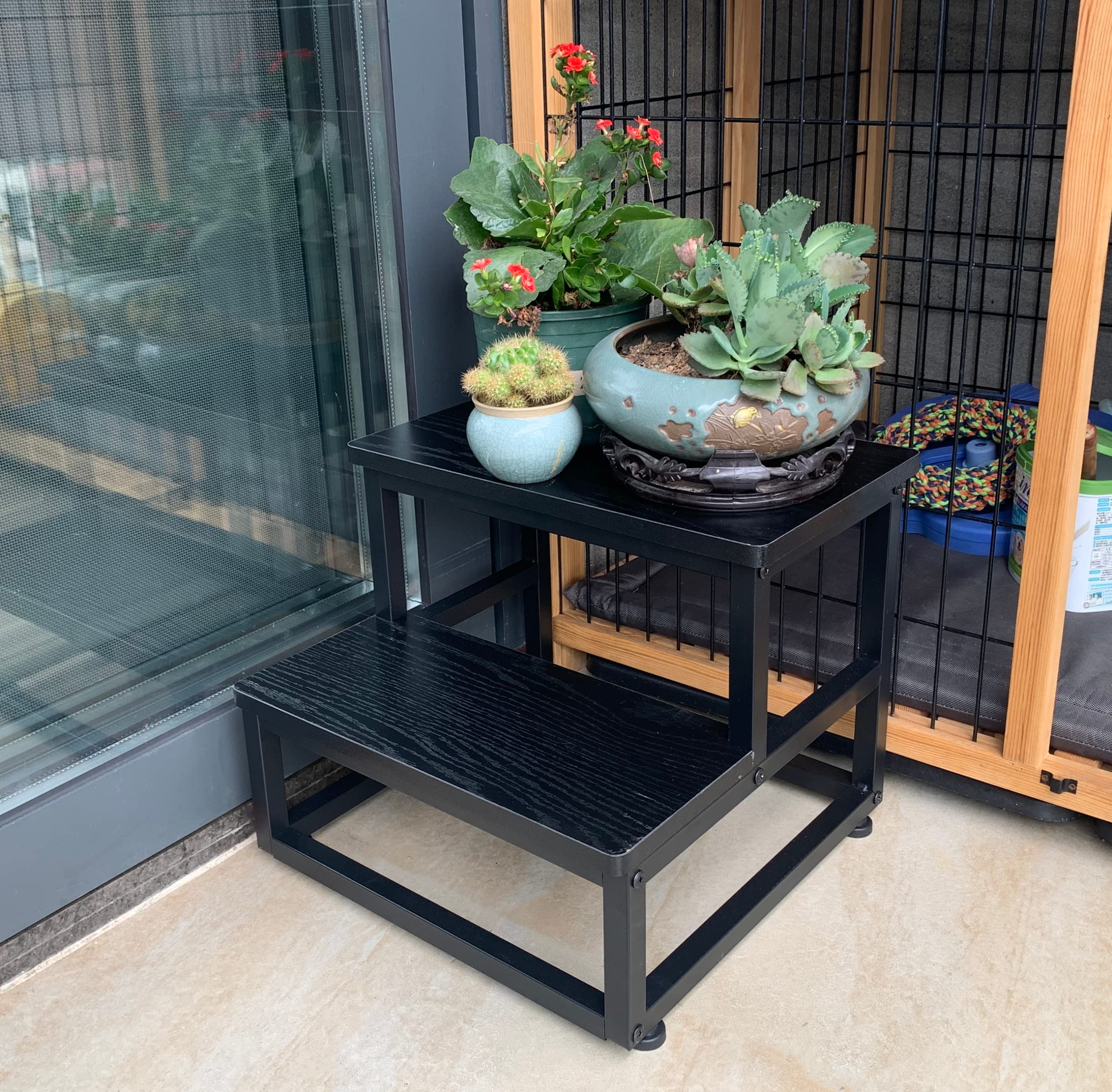 SZLHANJZ multipurpose stool supports plants, pets, and shoe storage.