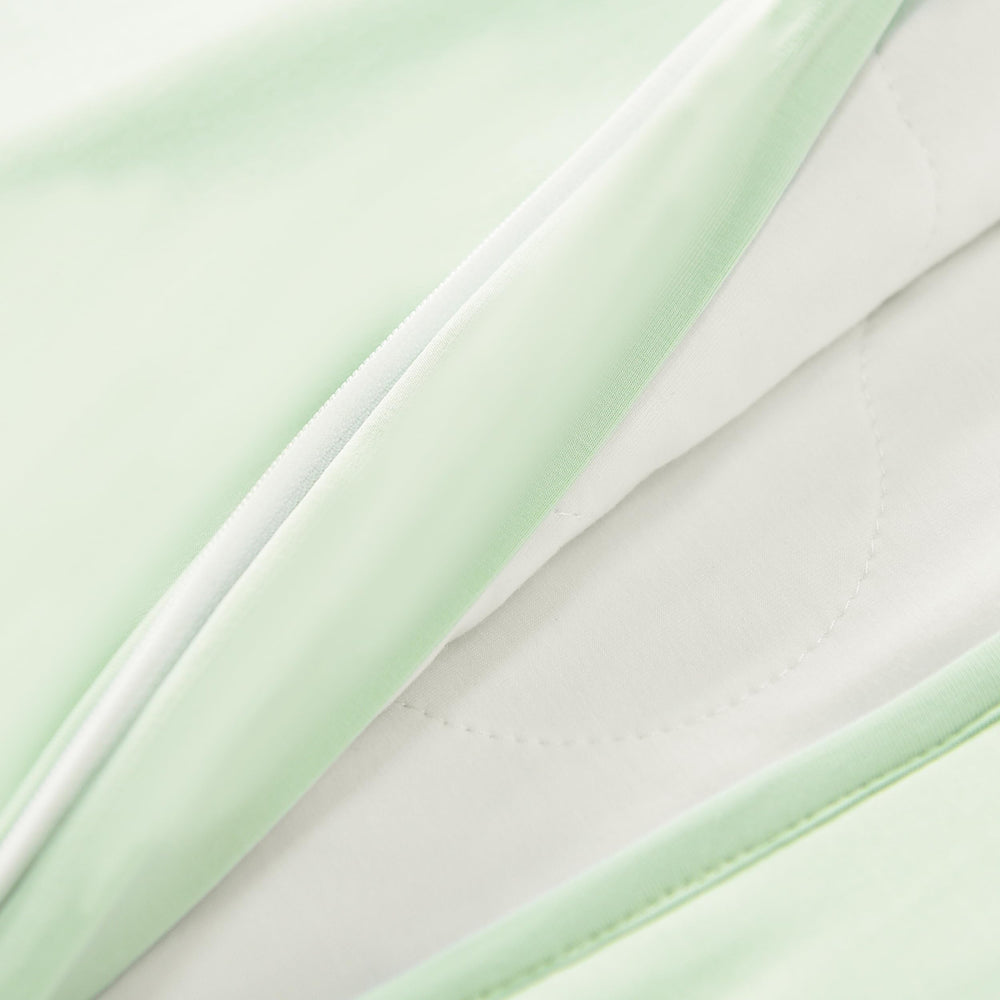 Tado Muslin meets CPSC requirements for safe baby wear.