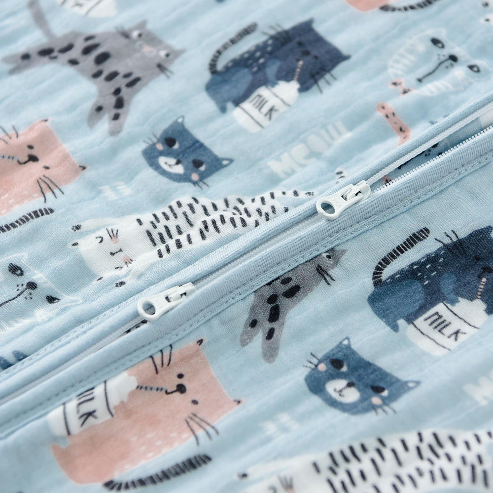 TADO MUSLIN GOTS-certified label highlights safety and quality.