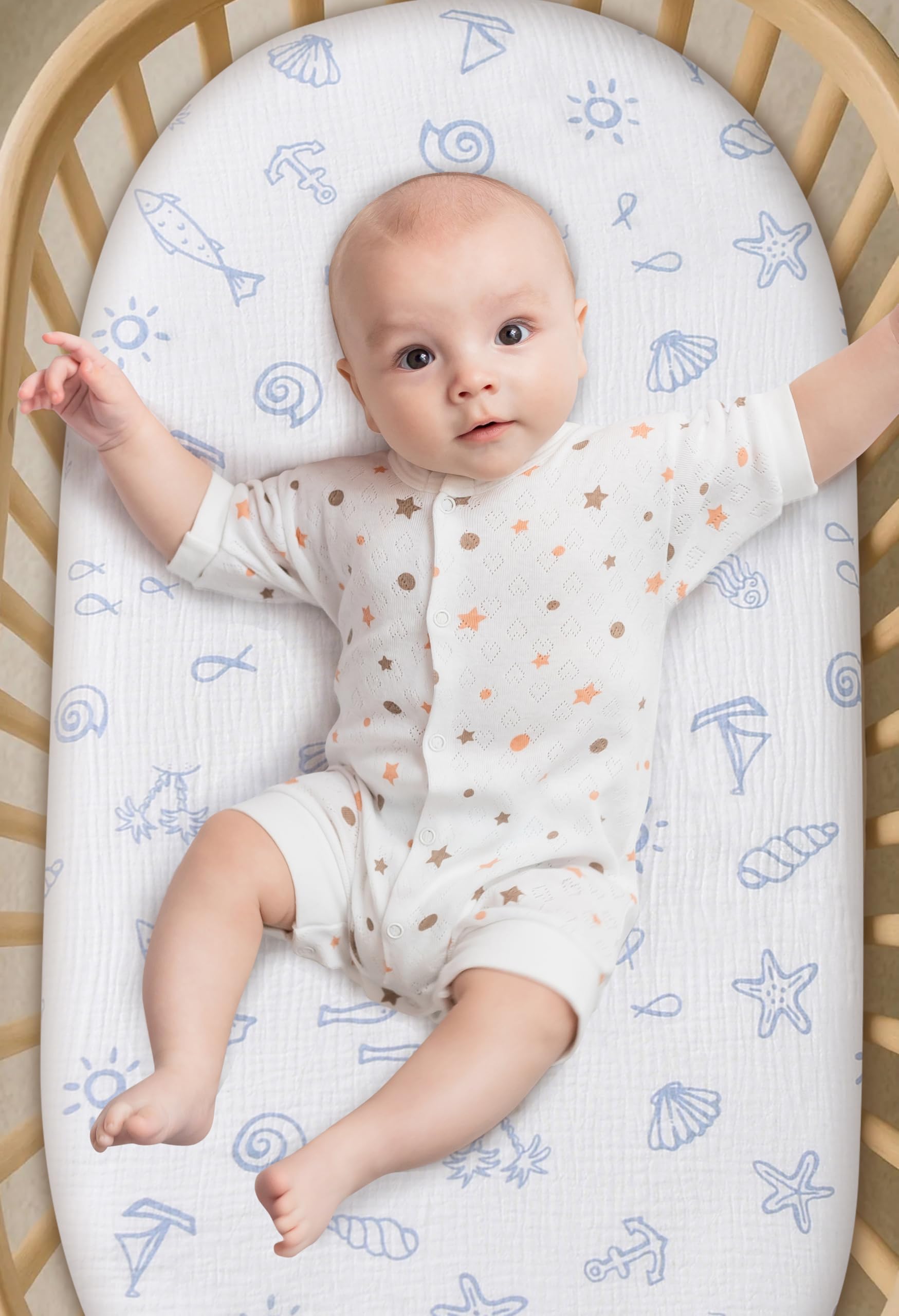 TADO MUSLIN bassinet sheet shows universal fit for oval, rectangle, and hourglass mattresses.