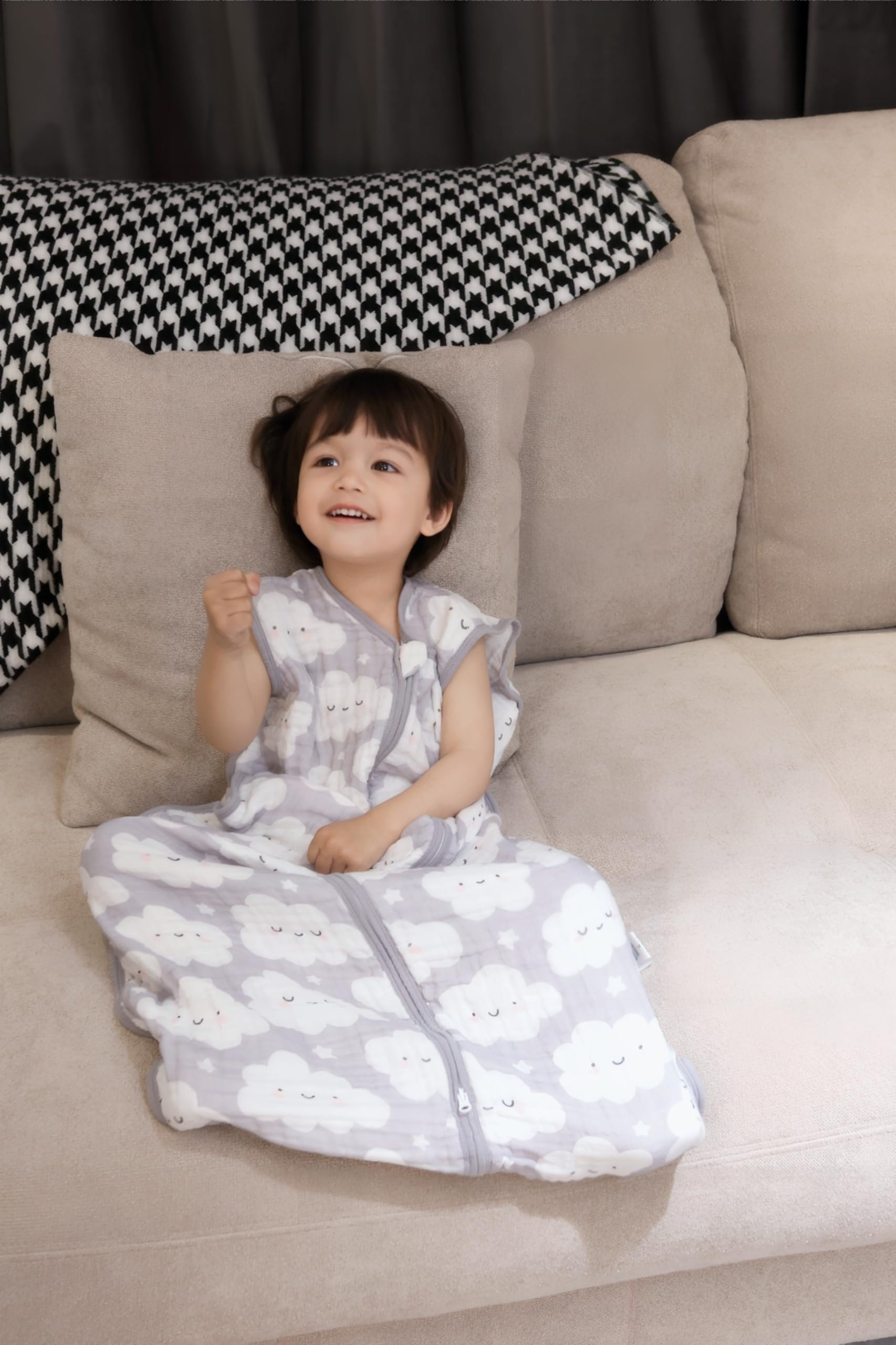 100% organic cotton feels soft and durable against little skin.