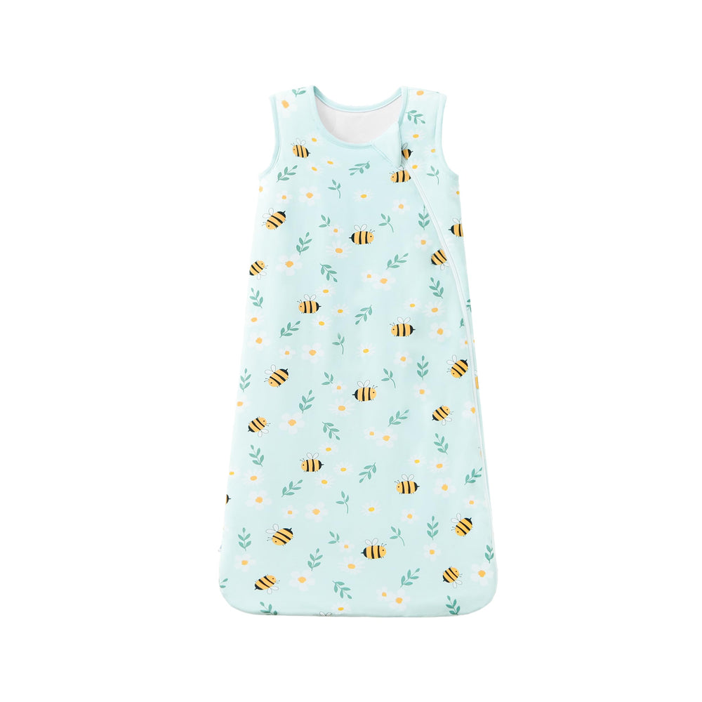 TADO MUSLIN sleep sack with bear design provides cozy warmth for peaceful nights.