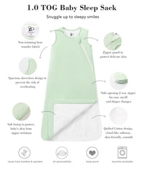 Bee-design close-up on TADO MUSLIN sleep sack, playful and breathable.