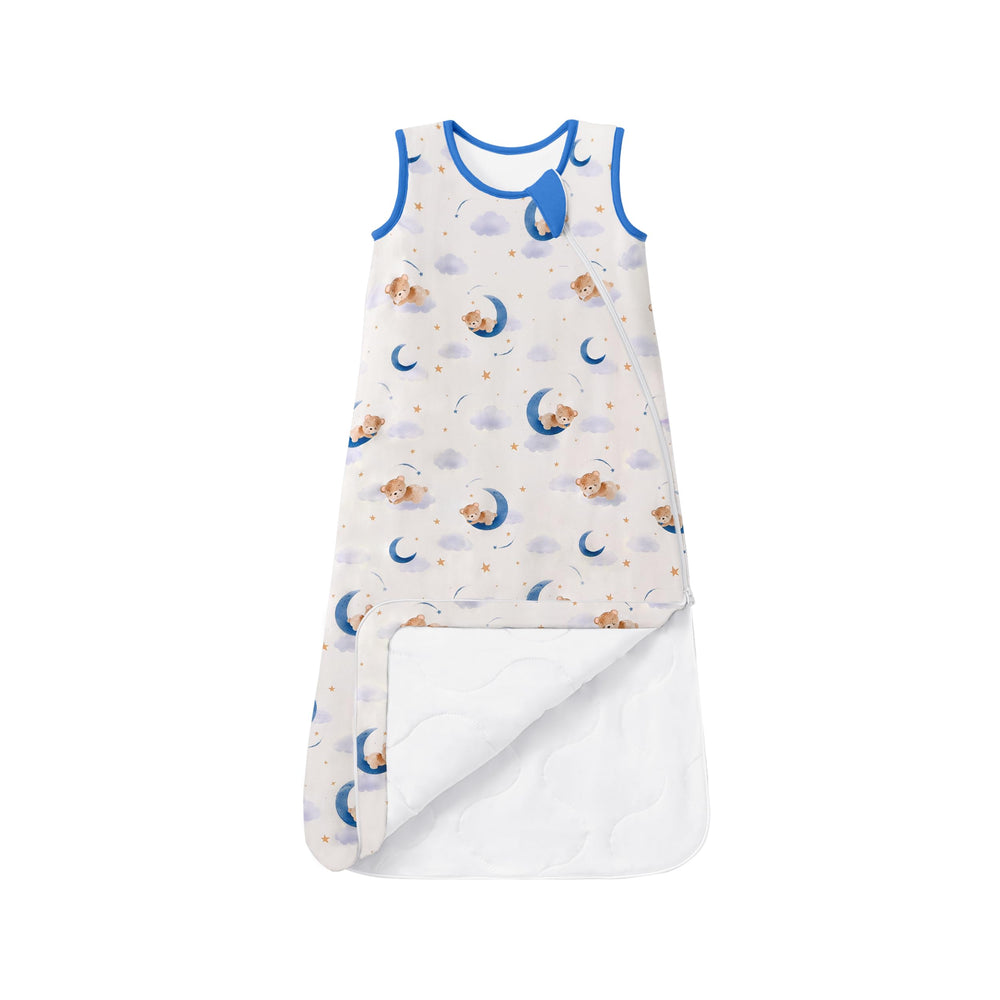 TADO MUSLIN Bee design shows soft fabric ideal for peaceful naps.